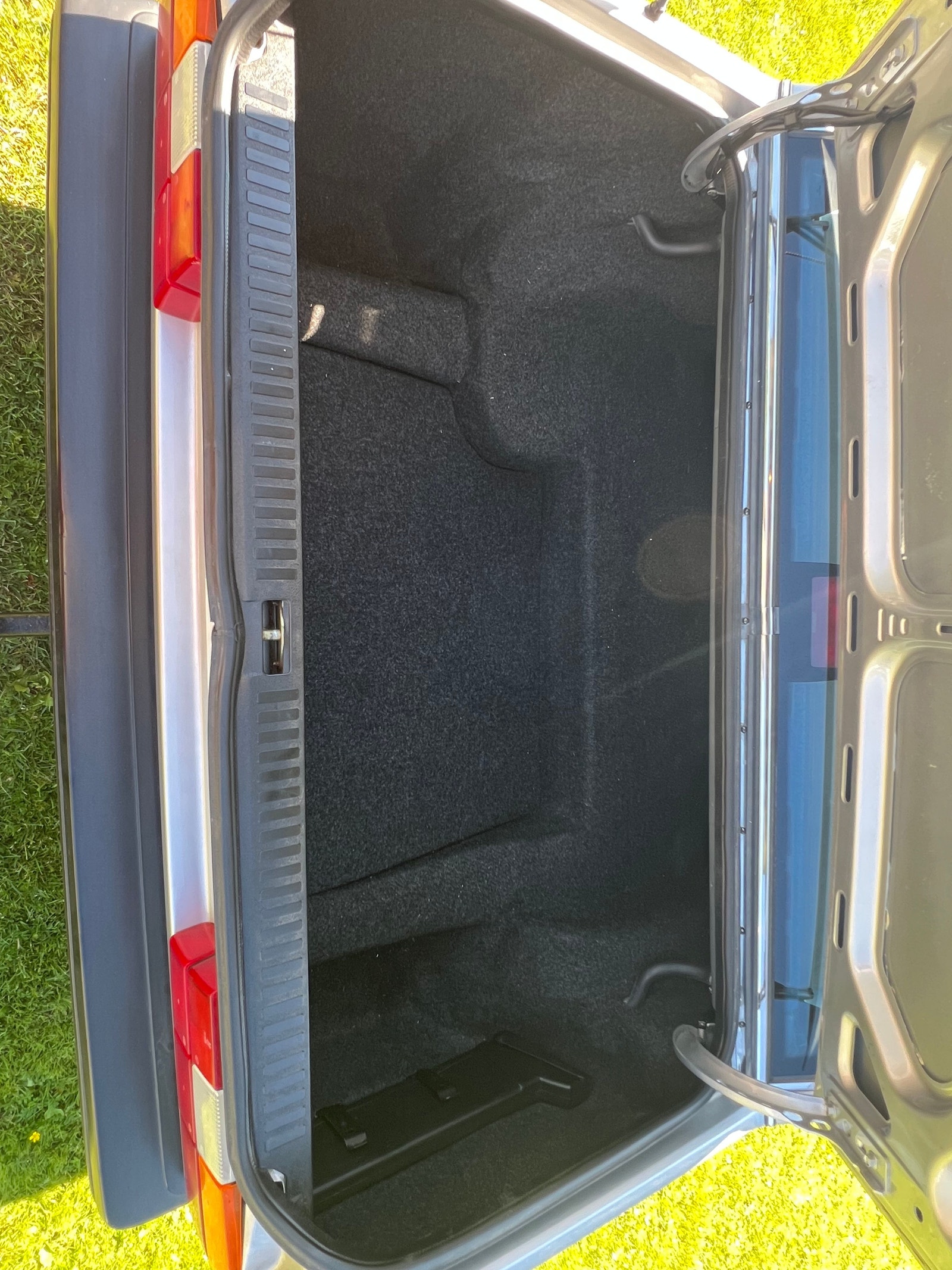 Volvo 740 2.3 Manual, 4-speed + OD, 131hp, 1987