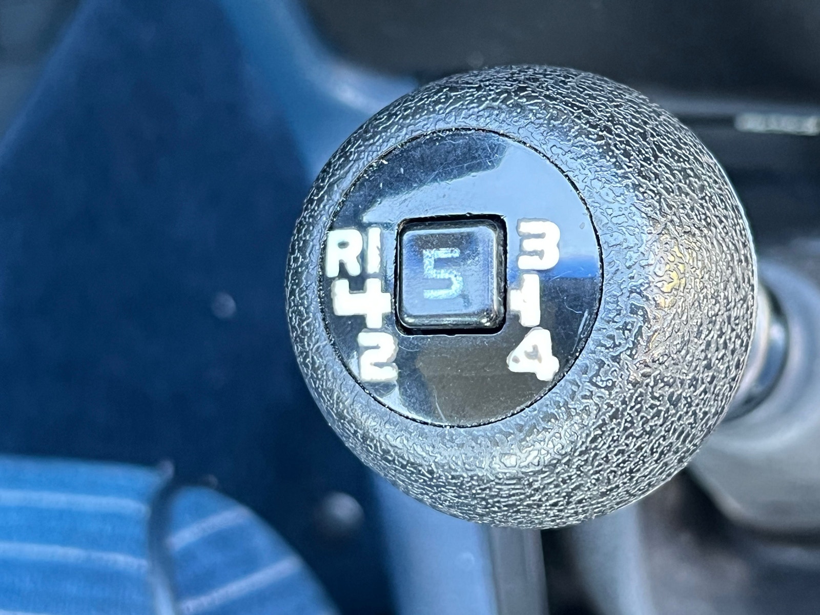 Volvo 740 2.3 Manual, 4-speed + OD, 131hp, 1987