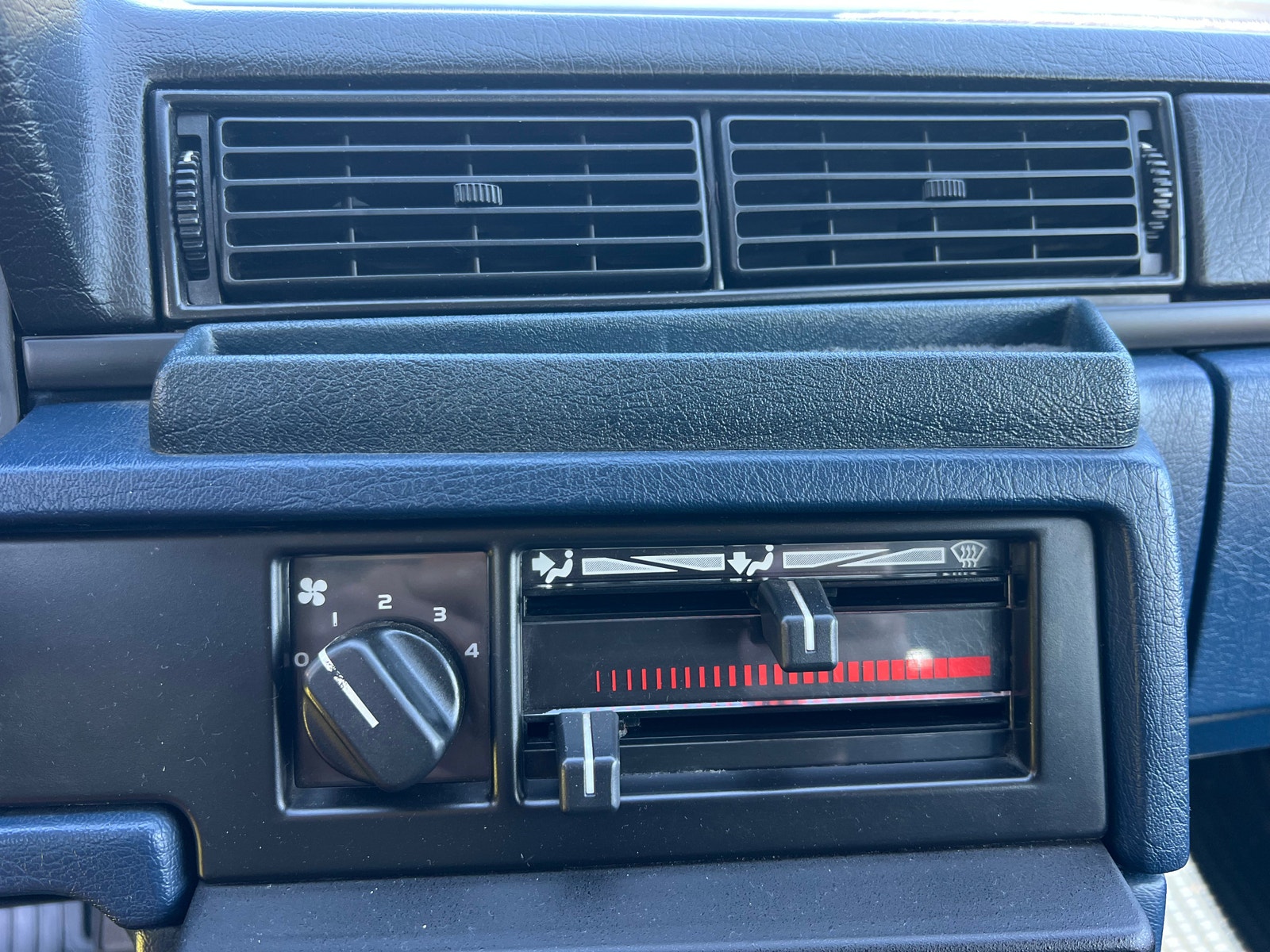 Volvo 740 2.3 Manual, 4-speed + OD, 131hp, 1987