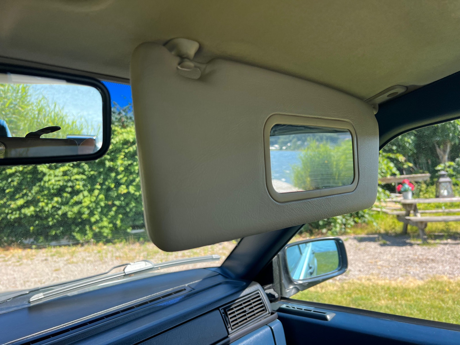 Volvo 740 2.3 Manual, 4-speed + OD, 131hp, 1987