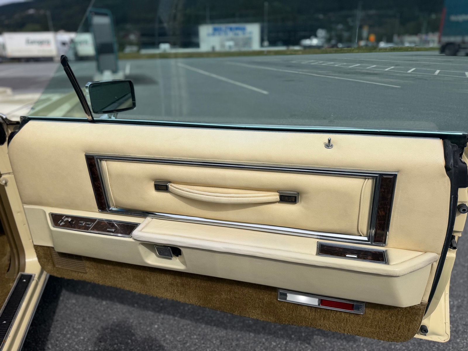 Lincoln Continental Mark V 6.6 V8 SelectShift, 3-trins, 182ps, 1978