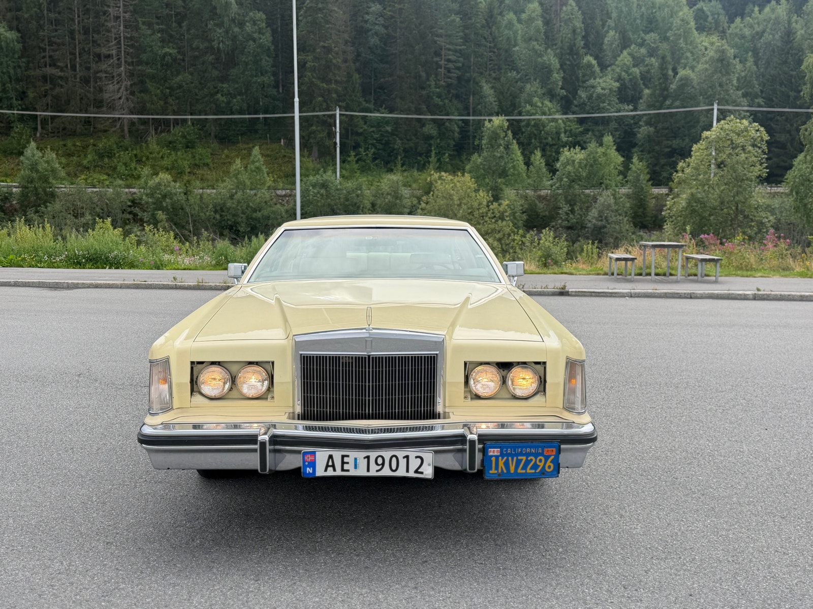 Lincoln Continental Mark V 6.6 V8 SelectShift, 3-trins, 182ps, 1978