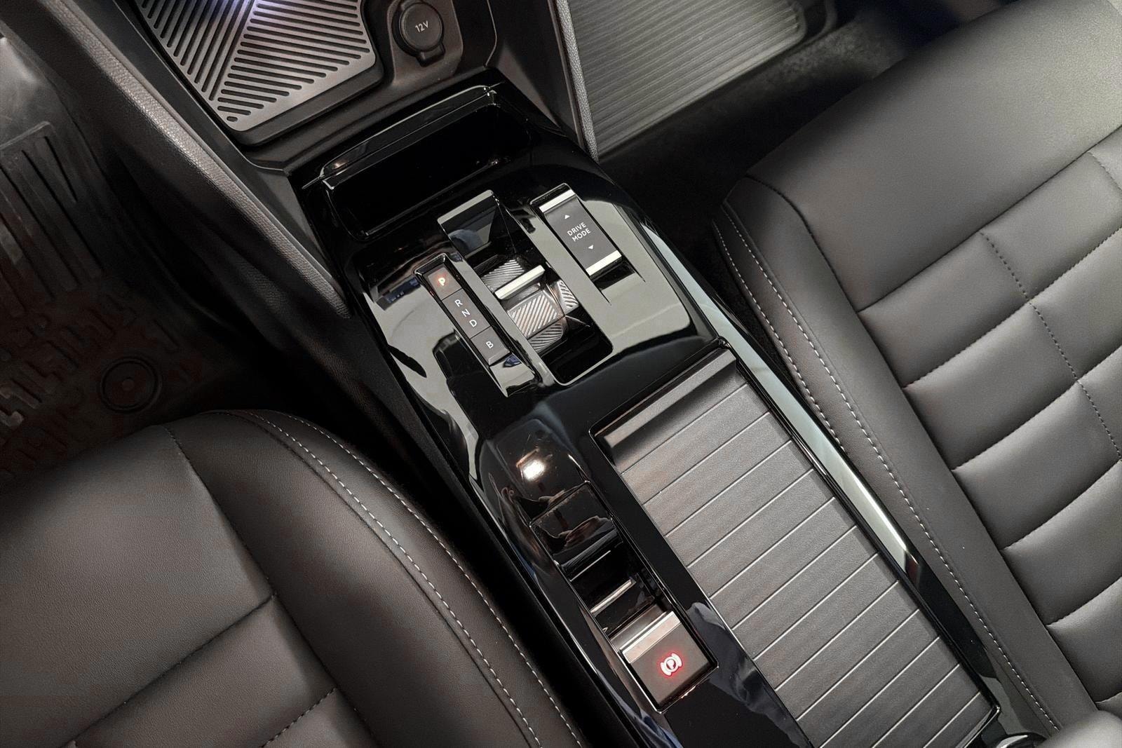 Citroën ë-C4, 156hp, 2024