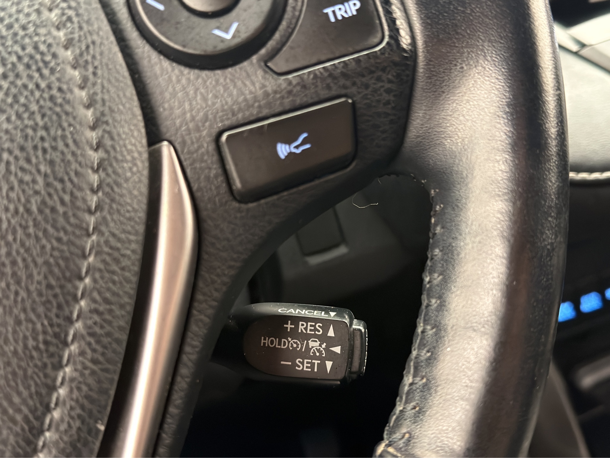 Toyota RAV4 Hybrid 2.5 Dual VVT-i AWD-i E-CVT, 197hp, 2018