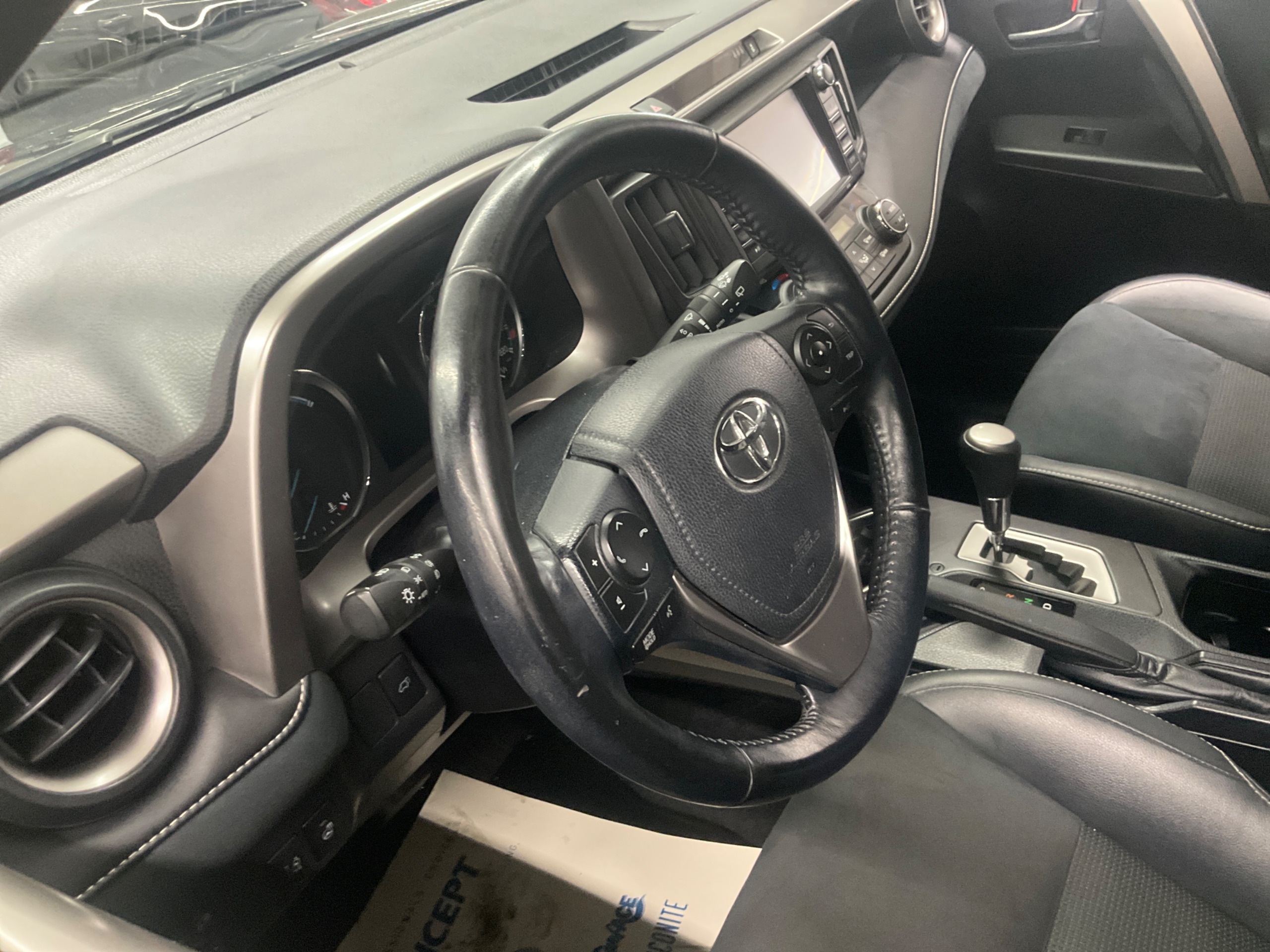 Toyota RAV4 Hybrid 2.5 Dual VVT-i AWD-i E-CVT, 197hp, 2018