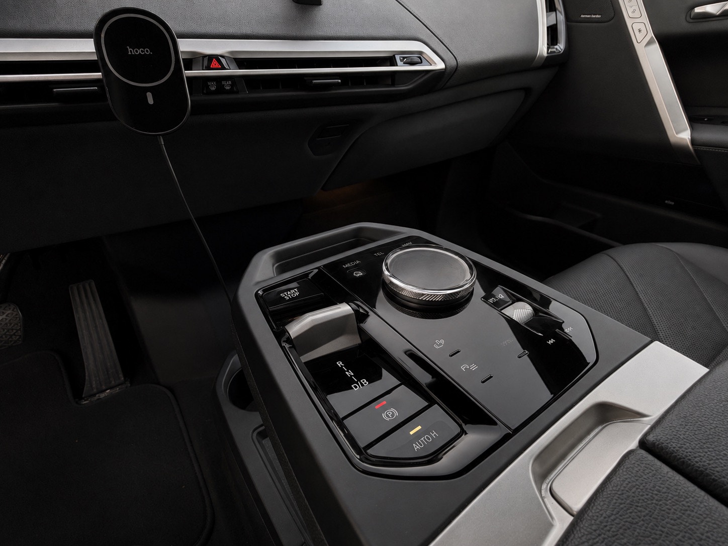 BMW iX xDrive40, 326hp, 2023