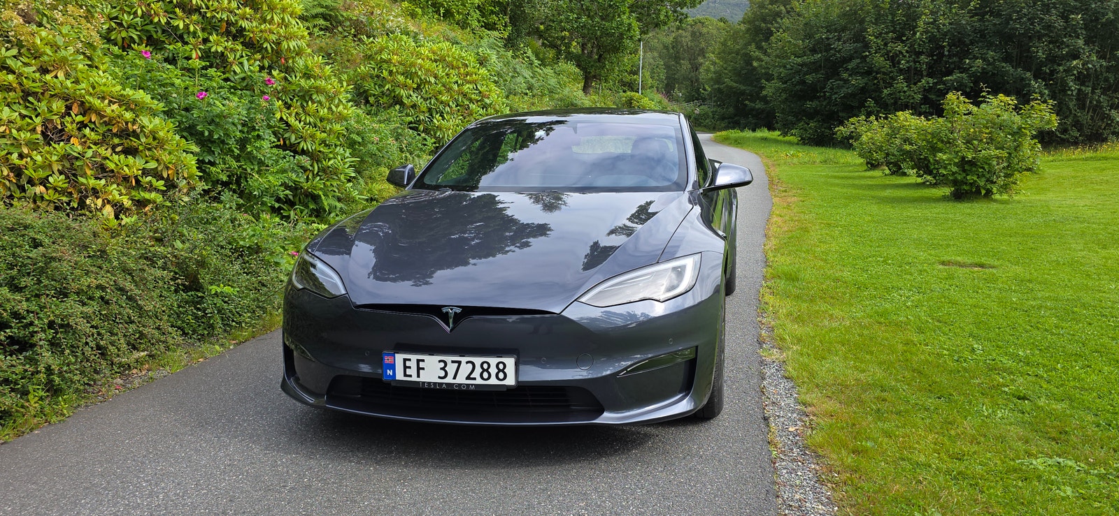 Tesla Model S, 670ps, 2023