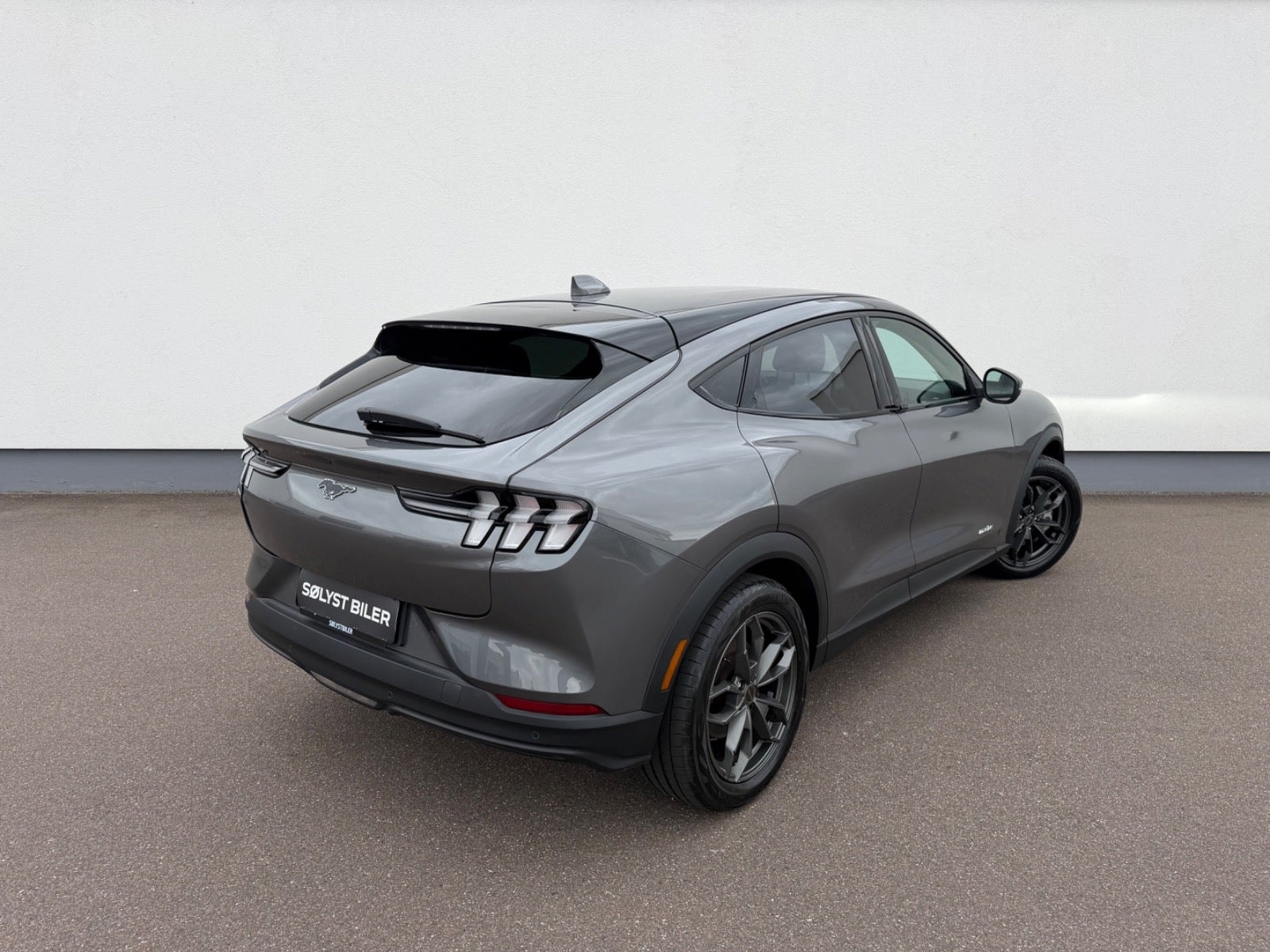 Ford Mustang Mach-E Standard Range, 269hp, 2021
