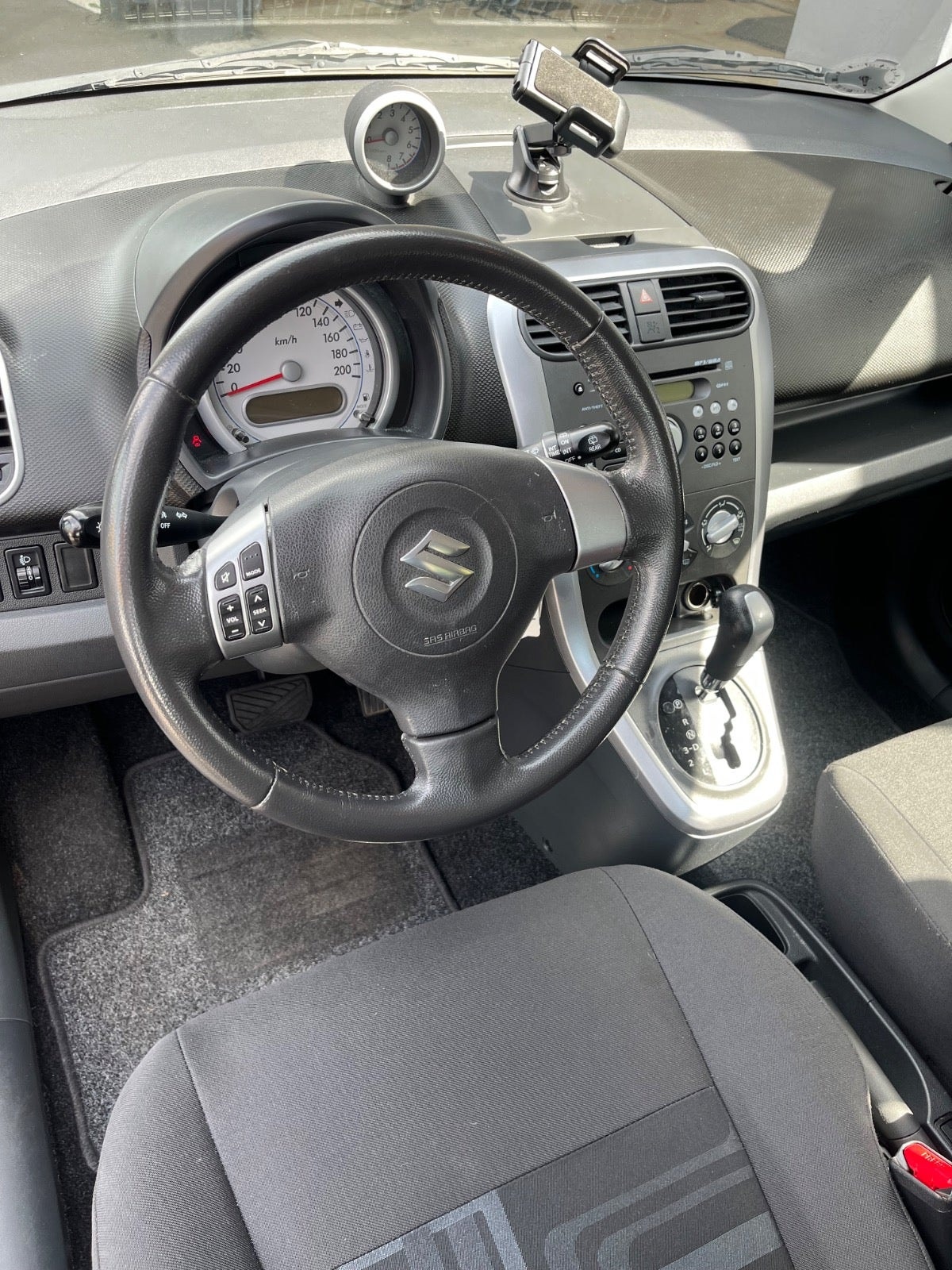Suzuki Splash 1.2 DOHC 16V VVT Automatic, 4-trinn, 94hk, 2012