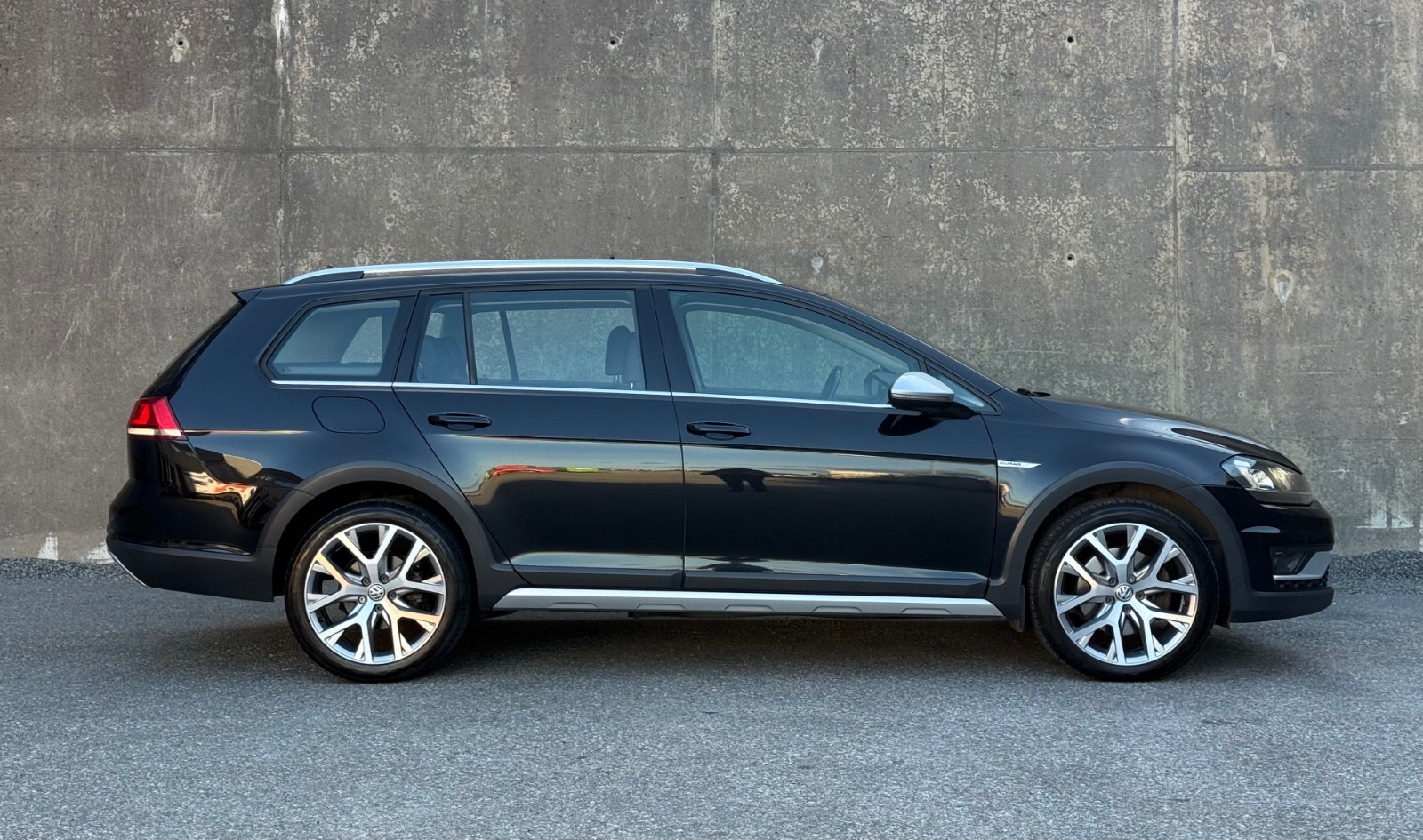 Volkswagen Golf Alltrack 2.0 TDI DPF BMT 4Motion DSG Sequential, 6-trins, 184ps, 2017