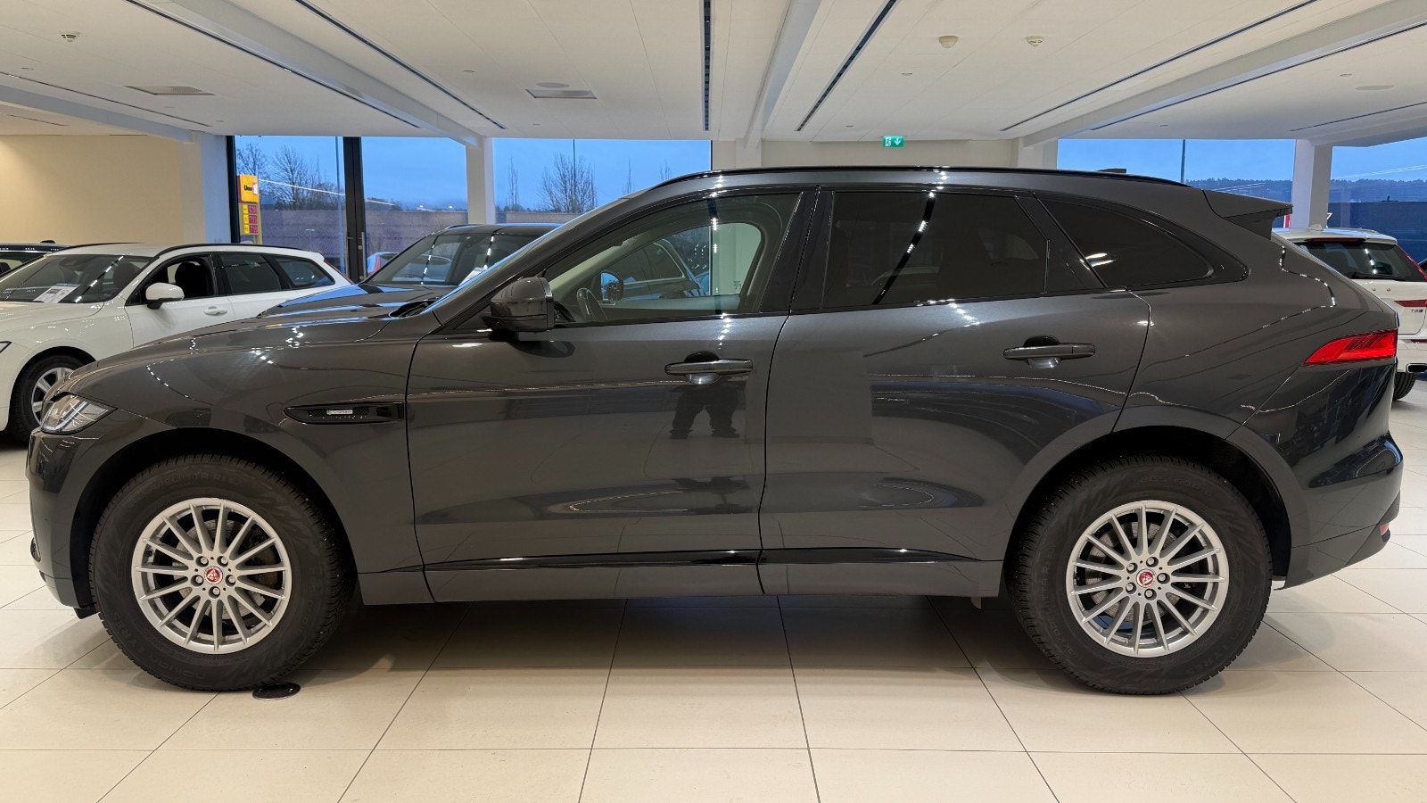 Jaguar F-Pace 20d AWD Automatic, 8-trins, 180ps, 2017