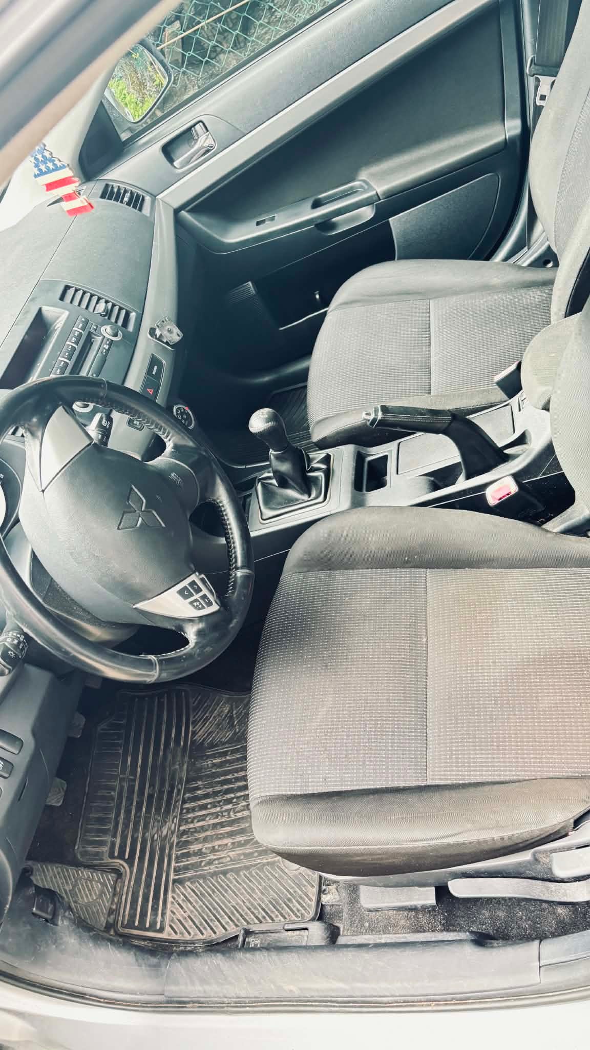 Mitsubishi Lancer Sportback 1.5 MIVEC Manual, 109hp, 2010