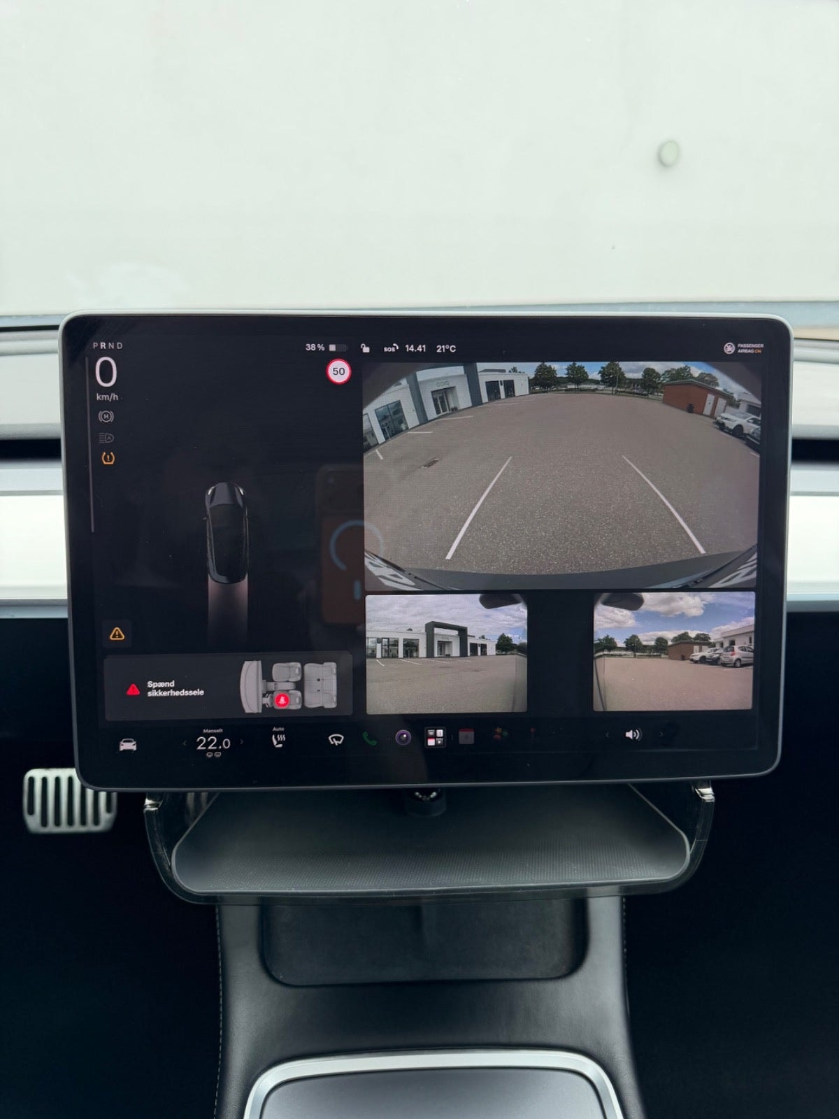 Tesla Model 3 Standard Range Plus, 325ps, 2021