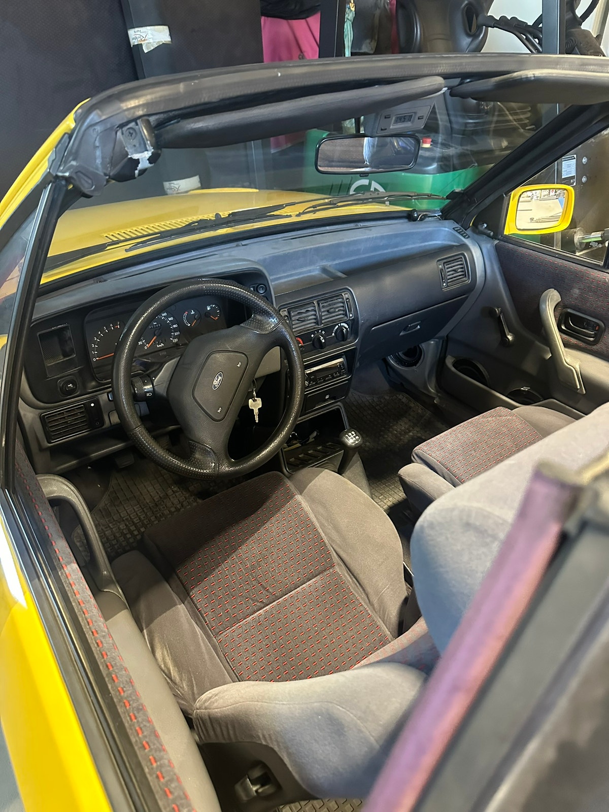 Ford Escort XR3i Cabriolet Manual, 5-trins, 105ps, 1986