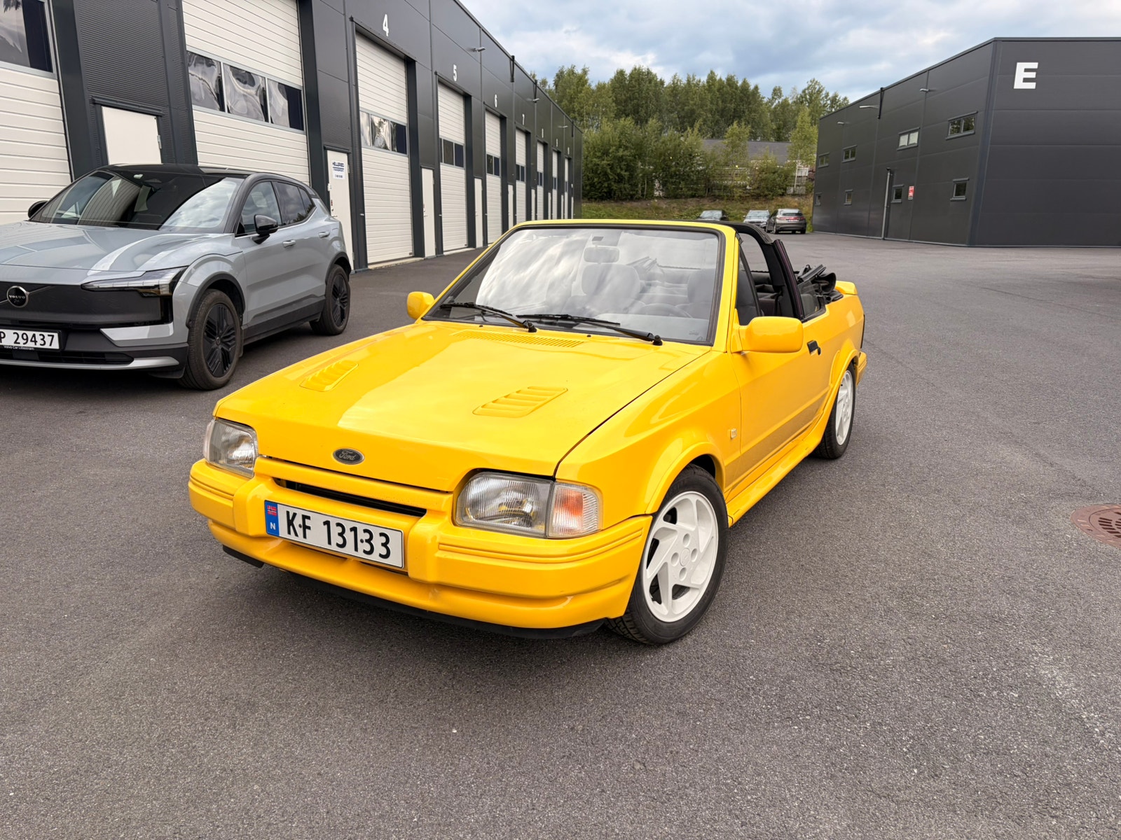 Ford Escort XR3i Cabriolet Manual, 5-trins, 105ps, 1986