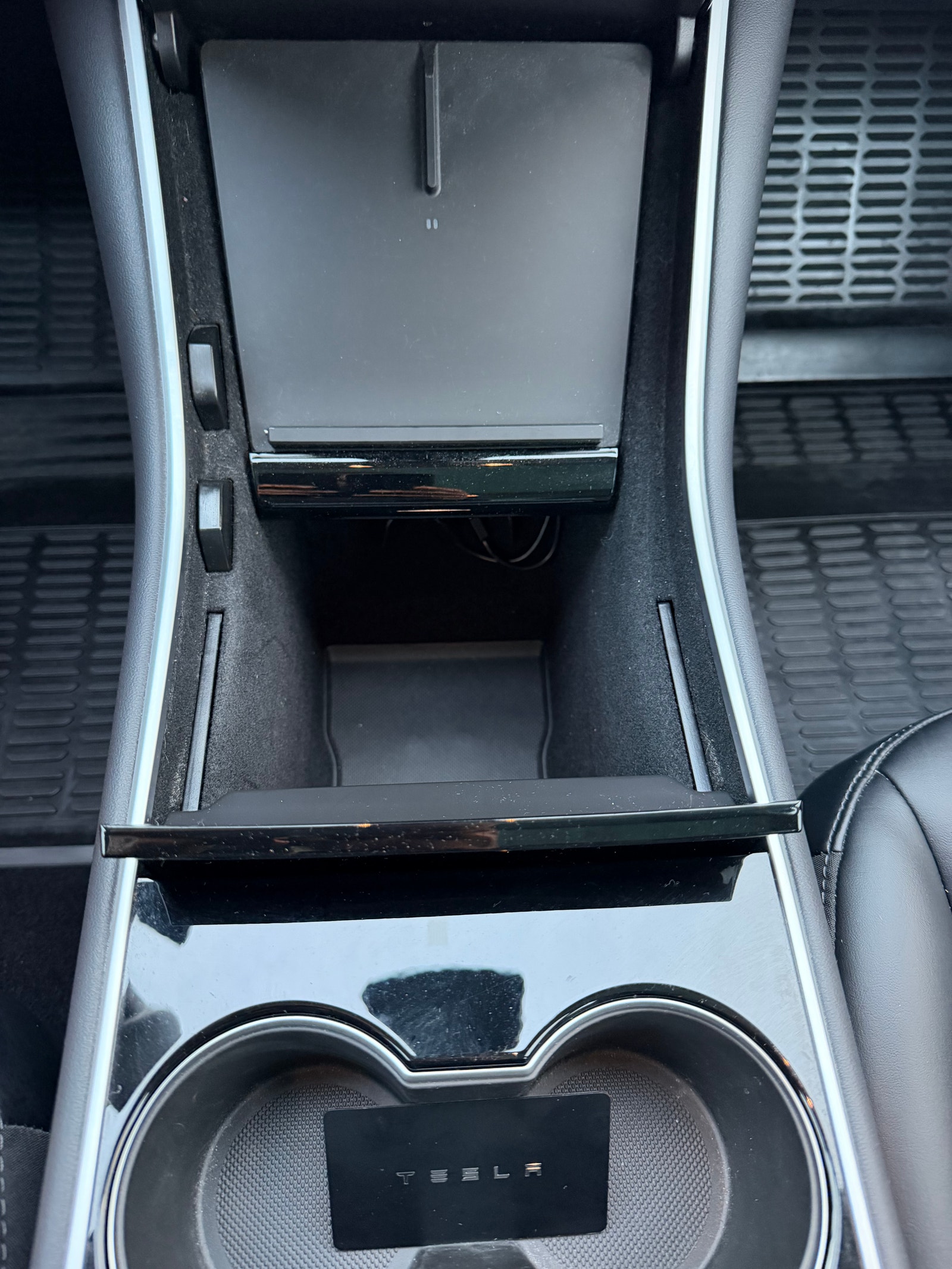 Tesla Model 3 Standard Range Plus, 325hk, 2020