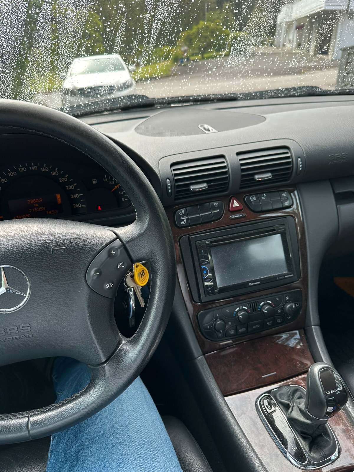 Mercedes-Benz C 220 CDI Automatic, 143hp, 2004