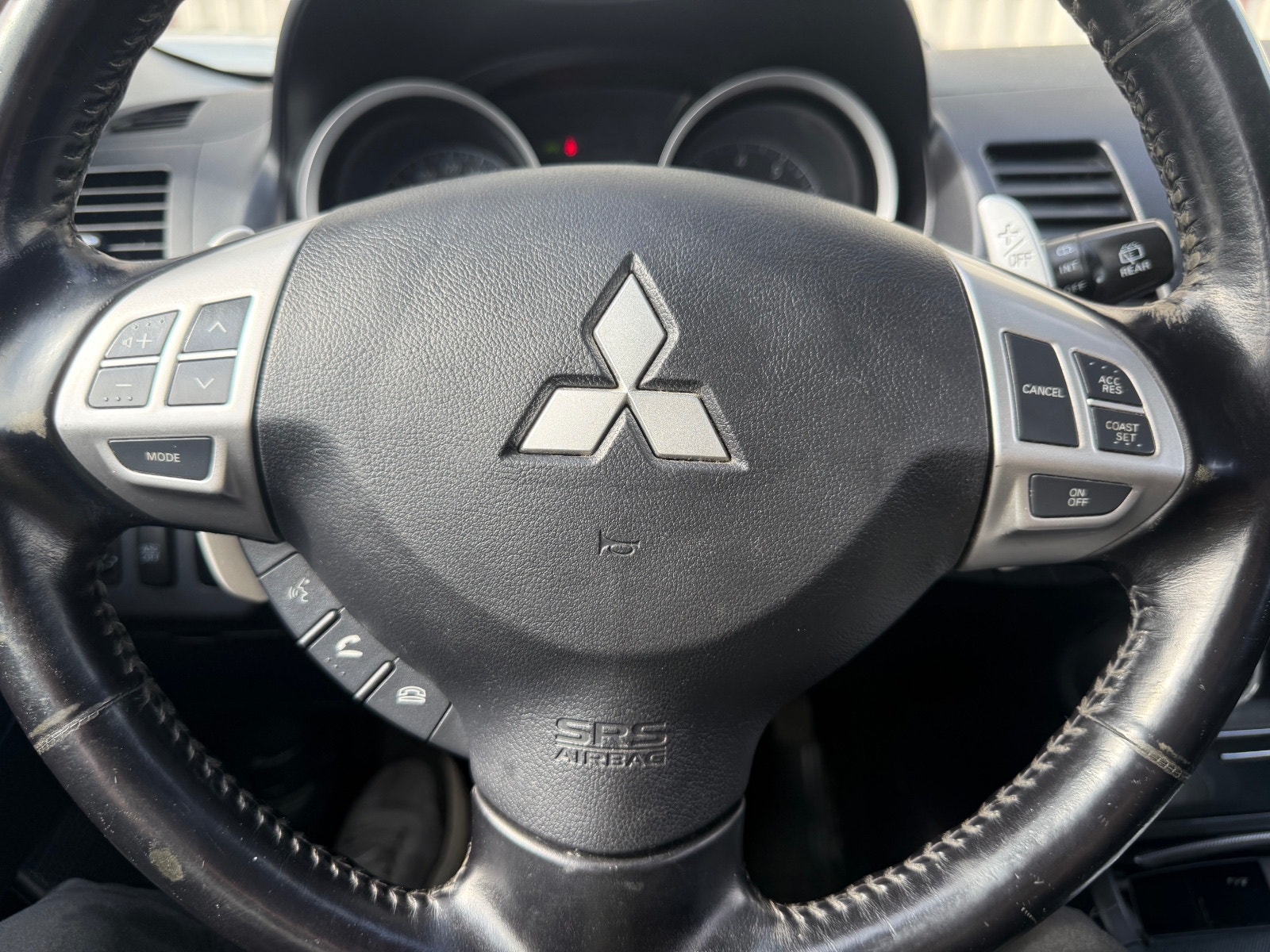 Mitsubishi Lancer Sportback 1.8 MIVEC INVECS-III CVT, 140hp, 2010