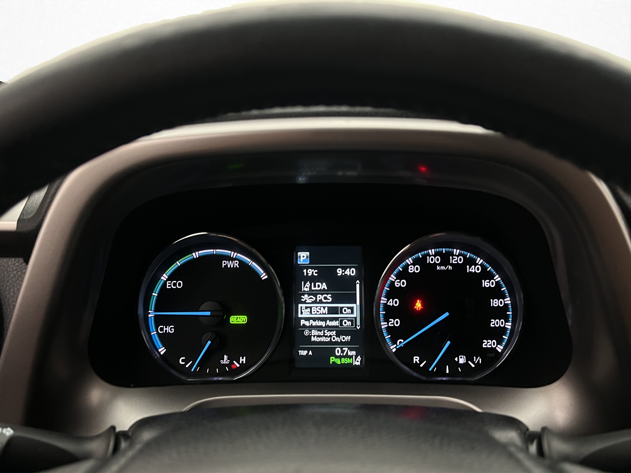 Toyota RAV4 Hybrid 2.5 Dual VVT-i AWD-i E-CVT, 197hp, 2017