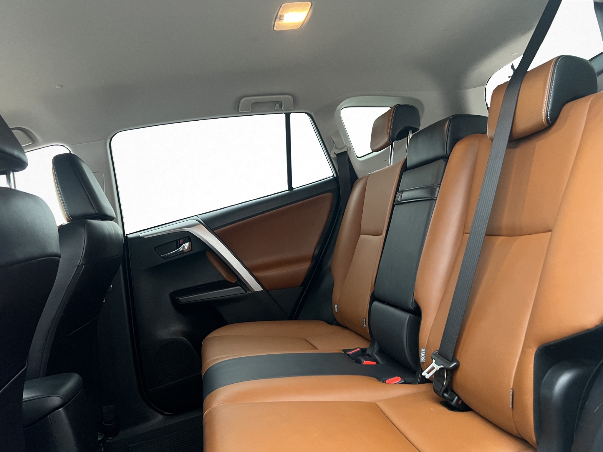 Toyota RAV4 Hybrid 2.5 Dual VVT-i AWD-i E-CVT, 197hp, 2017