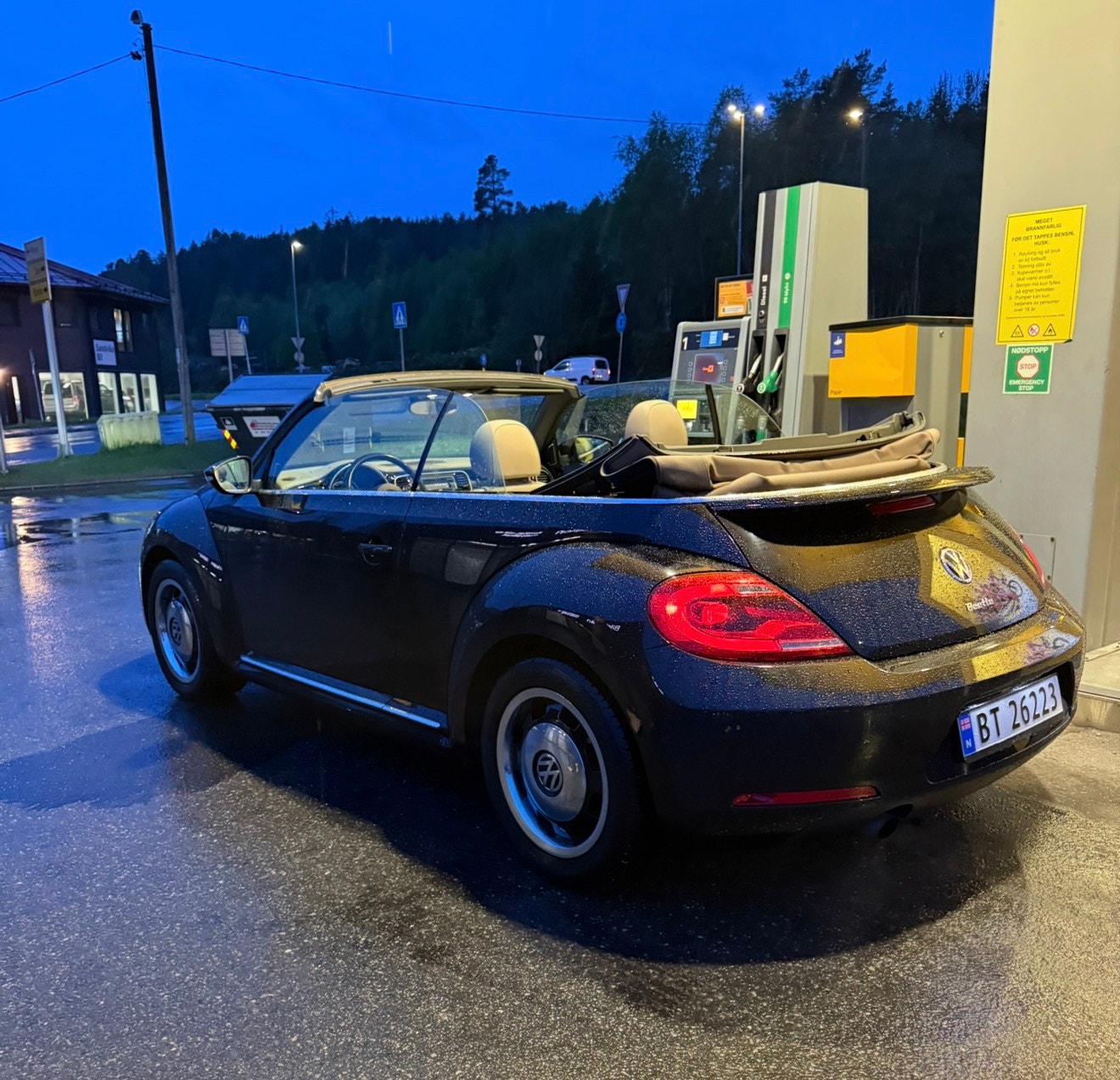 Volkswagen Beetle Cabriolet 1.2 TSI DSG Sequential, 7-trins, 105ps, 2015