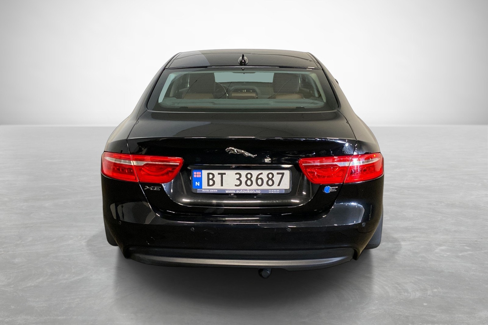 Jaguar XE E-Performance Automatisk, 8-trinn, 163hk, 2016