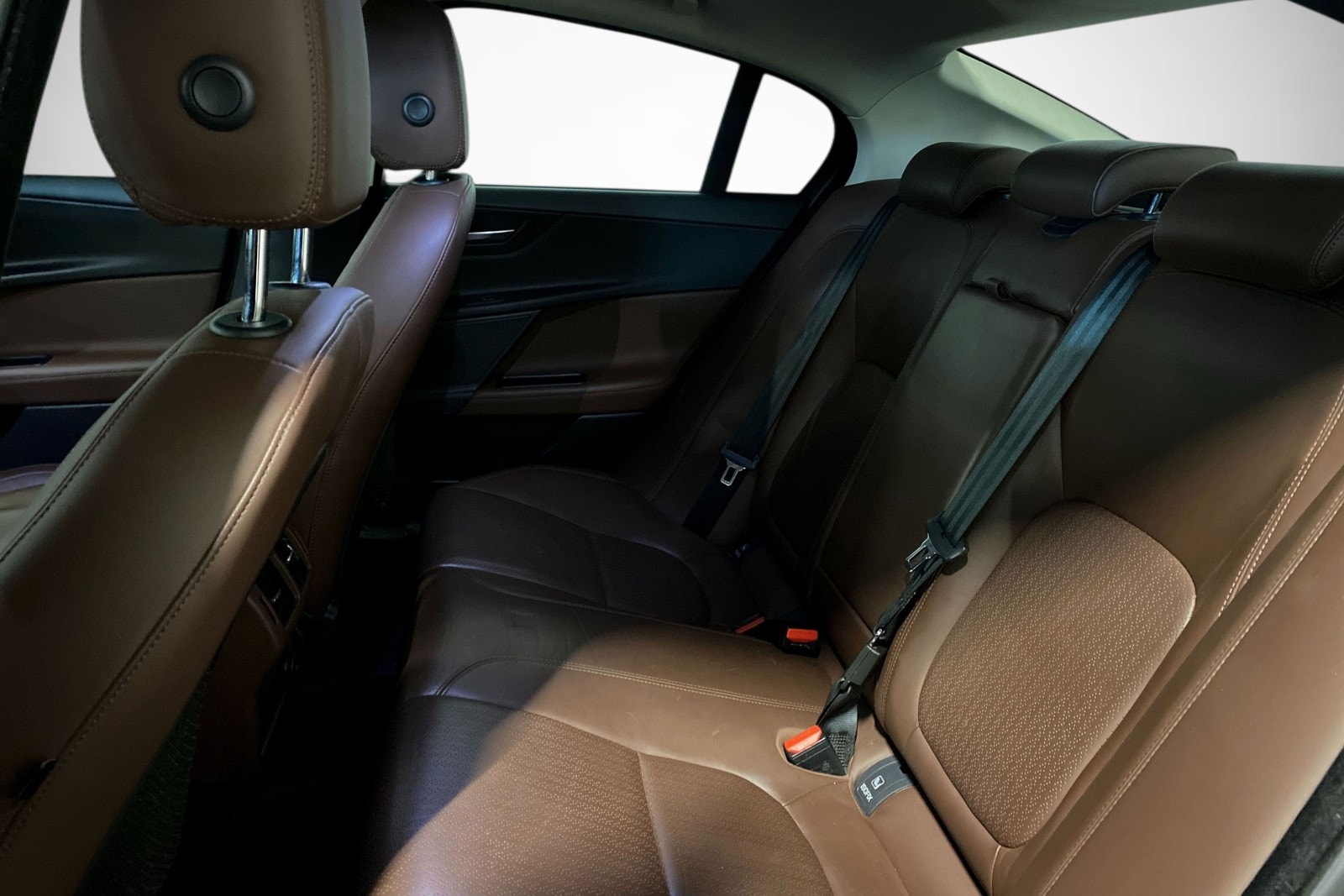 Jaguar XE E-Performance Automatisk, 8-trinn, 163hk, 2016
