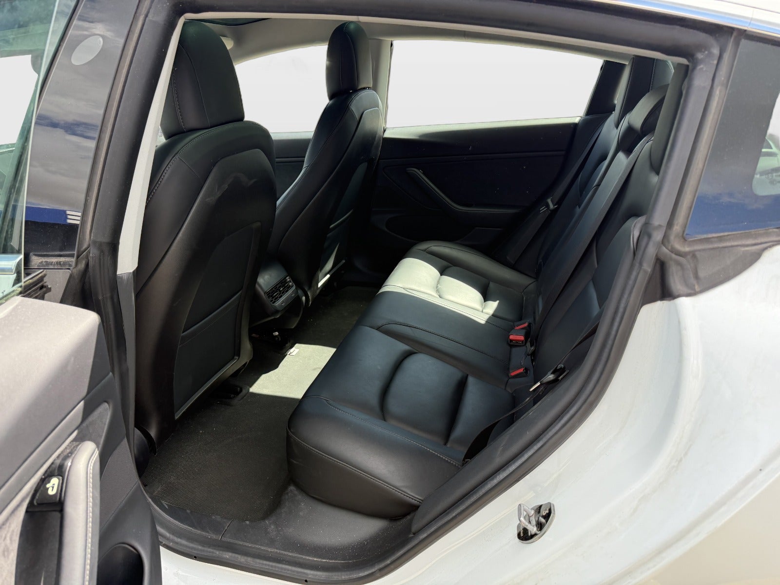 Tesla Model 3 Standard Range Plus, 325hk, 2019