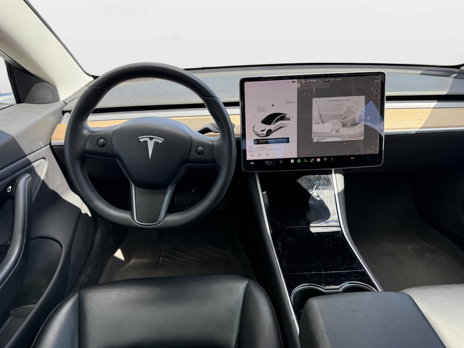 Tesla Model 3 Standard Range Plus, 325hk, 2019