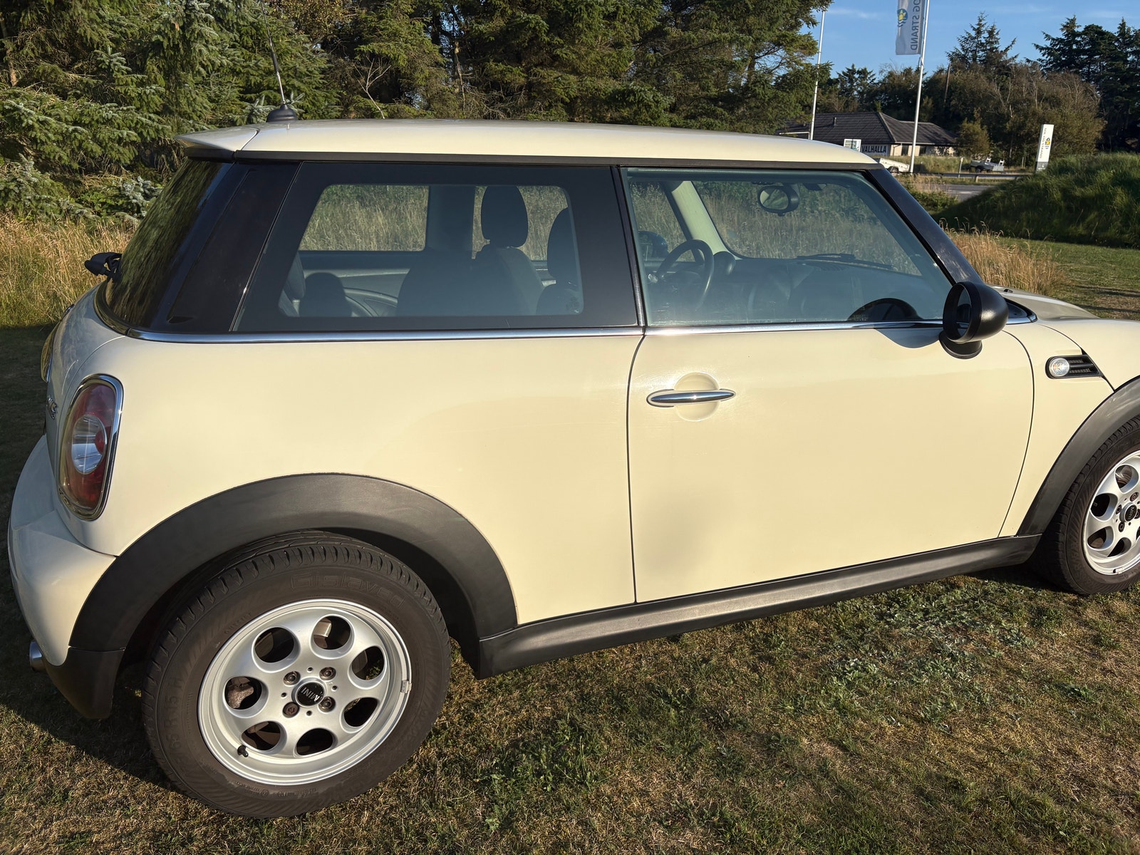 MINI One Manual, 75hp, 2013