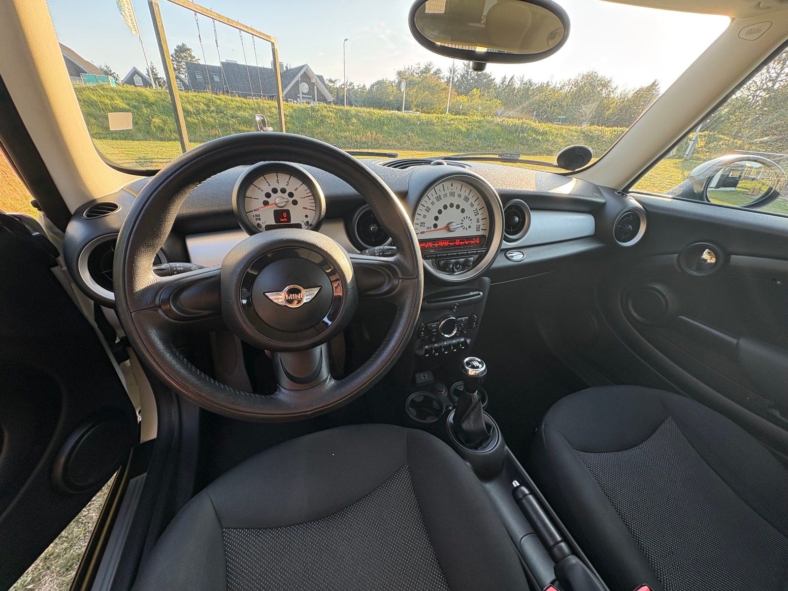 MINI One Manual, 75hp, 2013