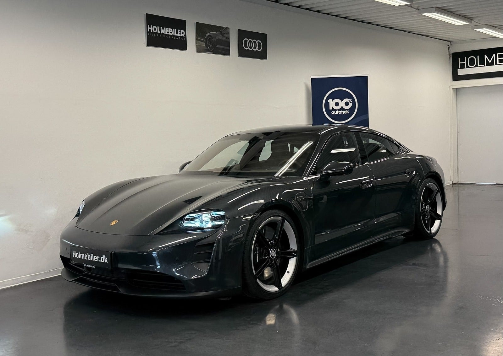 Porsche Taycan 4S Direct Drive/Automatic, 490hp, 2020