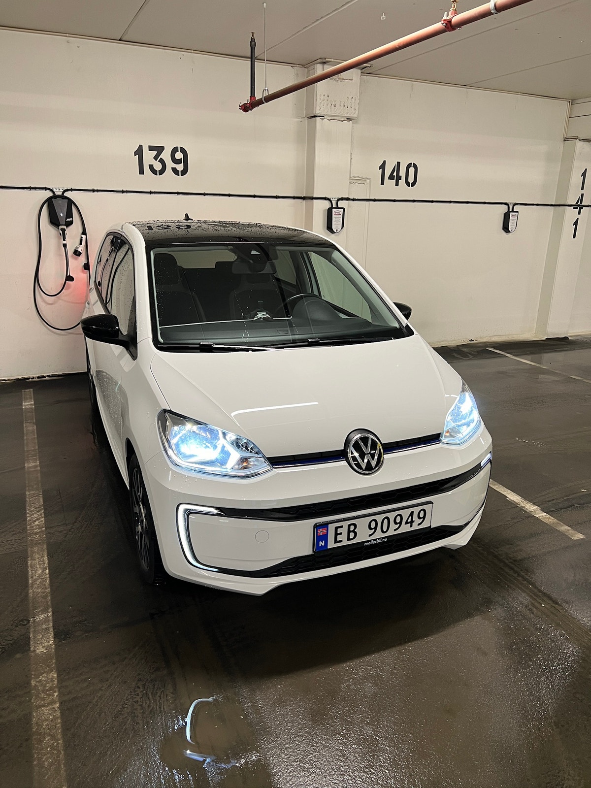 Volkswagen e-up!, 83ps, 2021