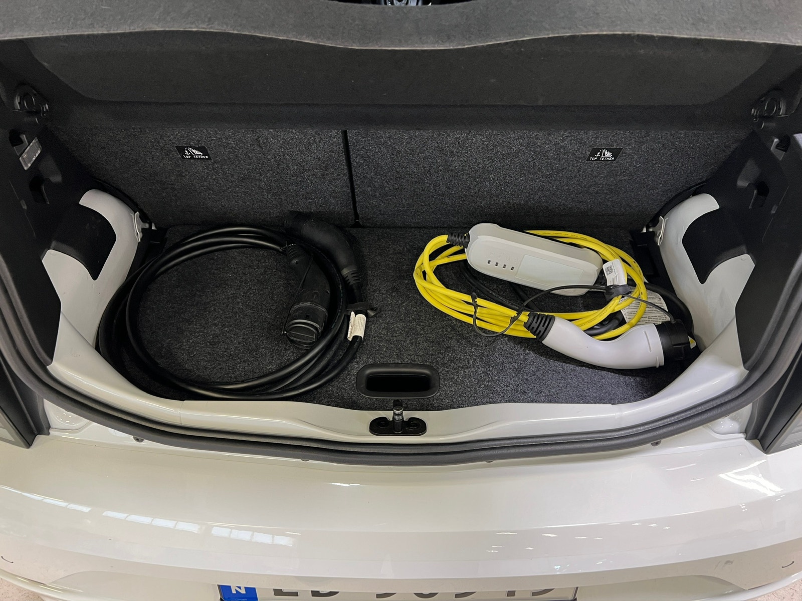 Volkswagen e-up!, 83ps, 2021