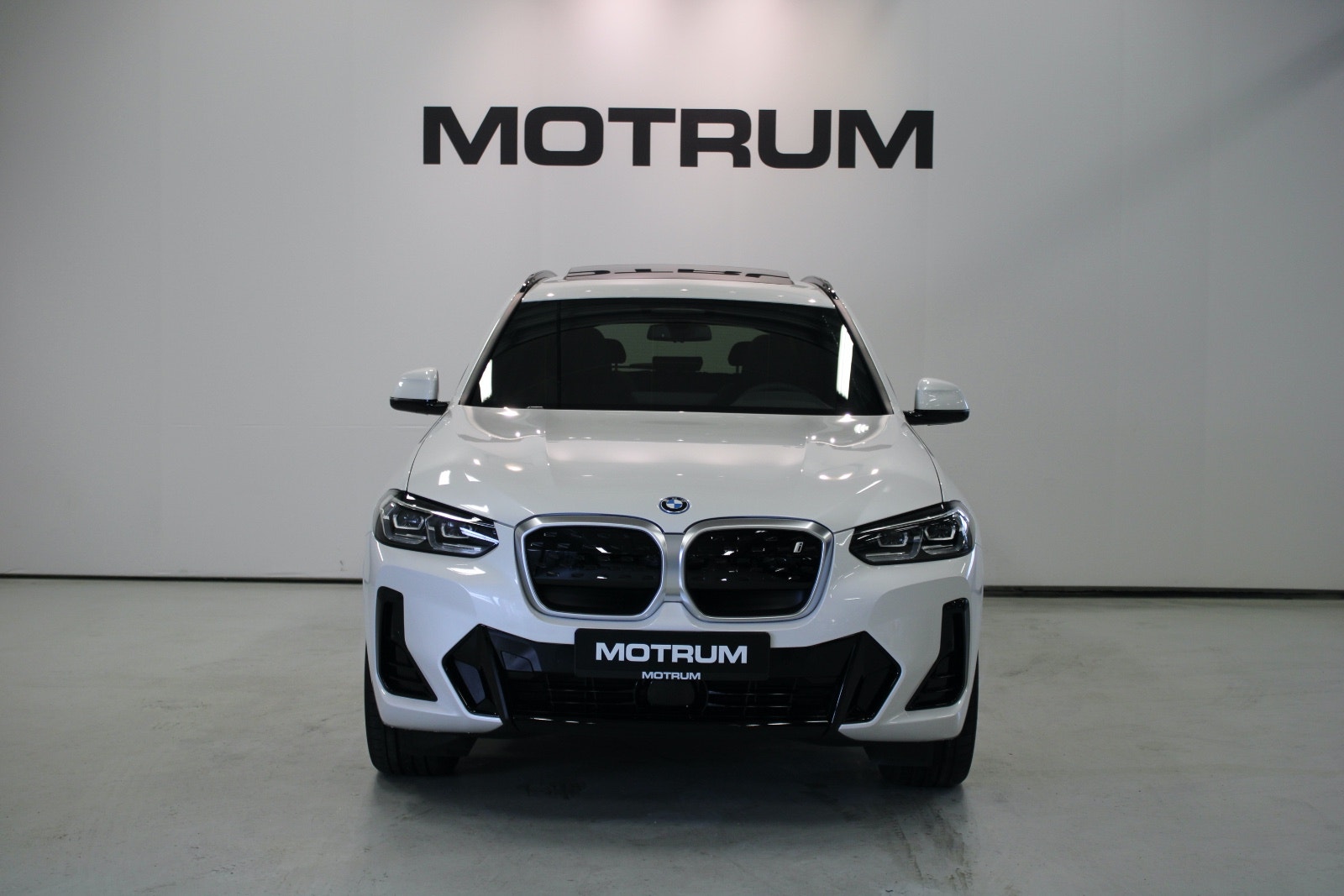 BMW iX3, 286ps, 2022
