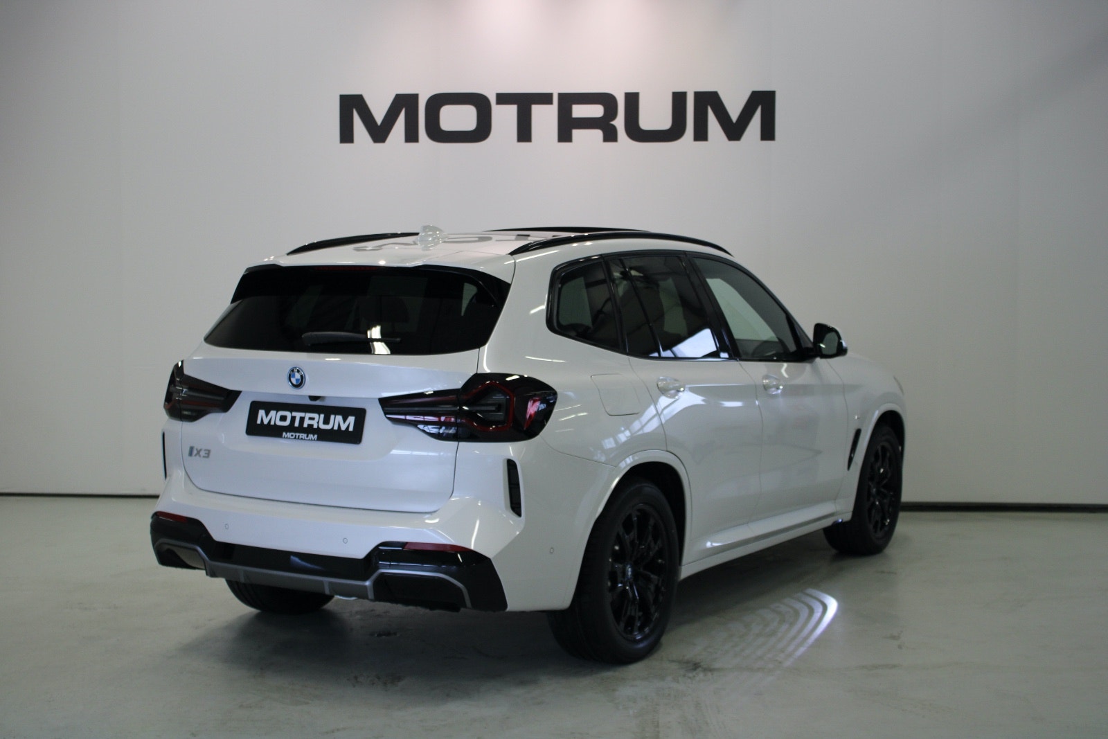 BMW iX3, 286ps, 2022