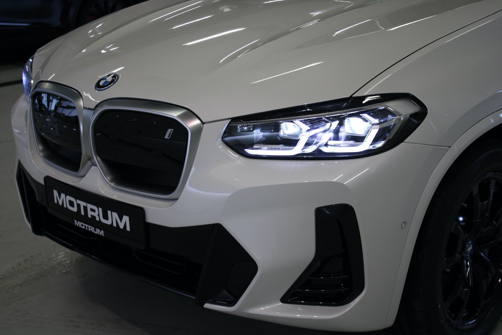 BMW iX3, 286ps, 2022