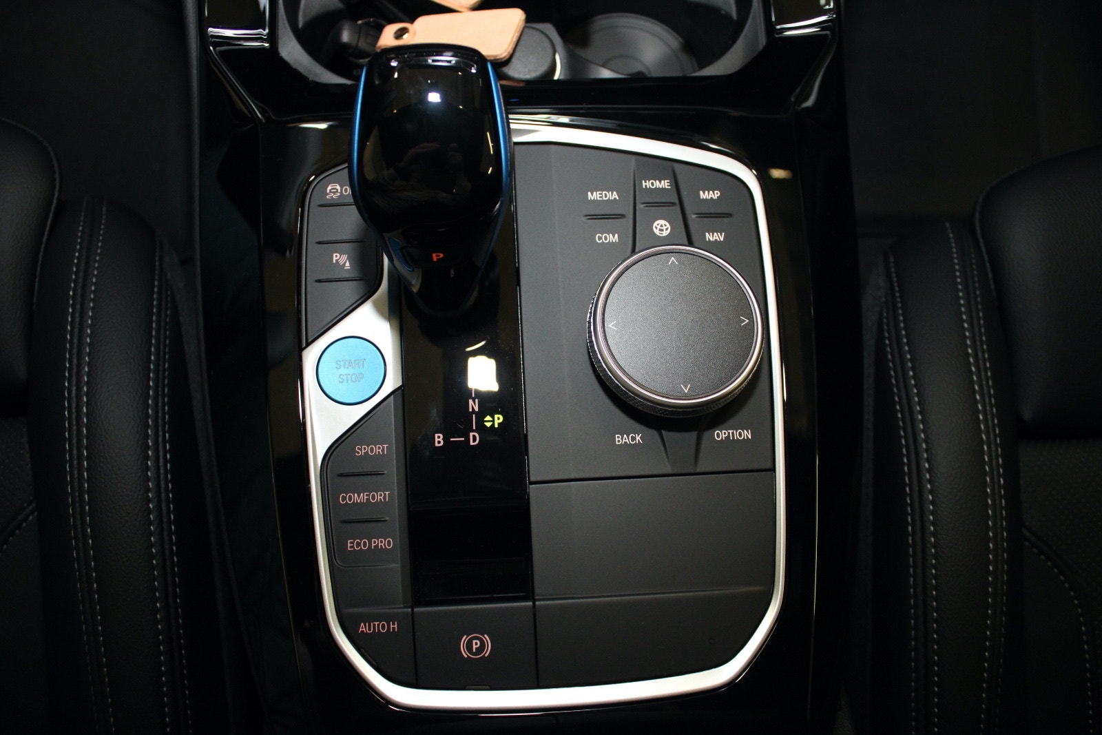 BMW iX3, 286ps, 2022