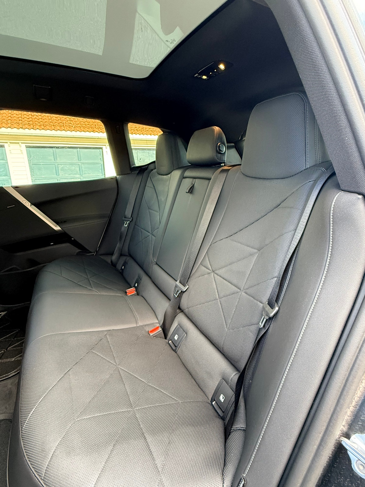 BMW iX xDrive40, 326ps, 2023