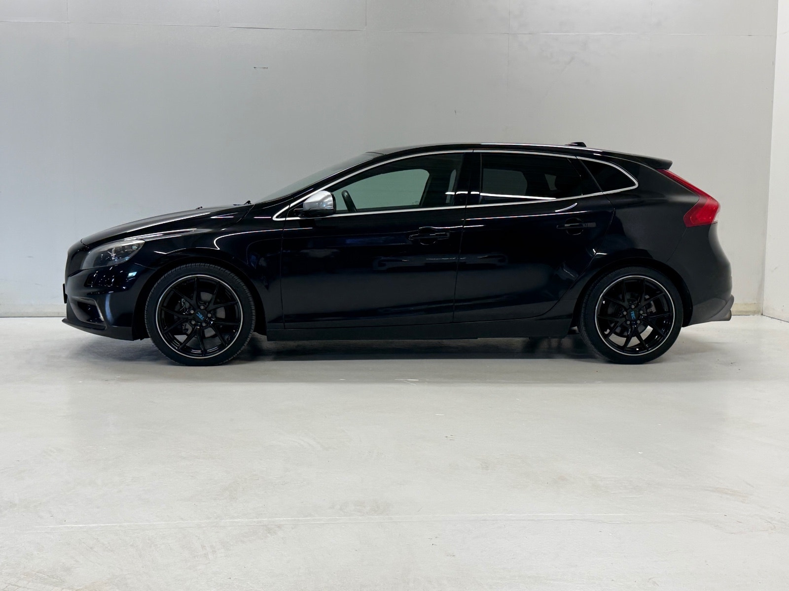 Volvo V40 D2 Manual, 115hp, 2014