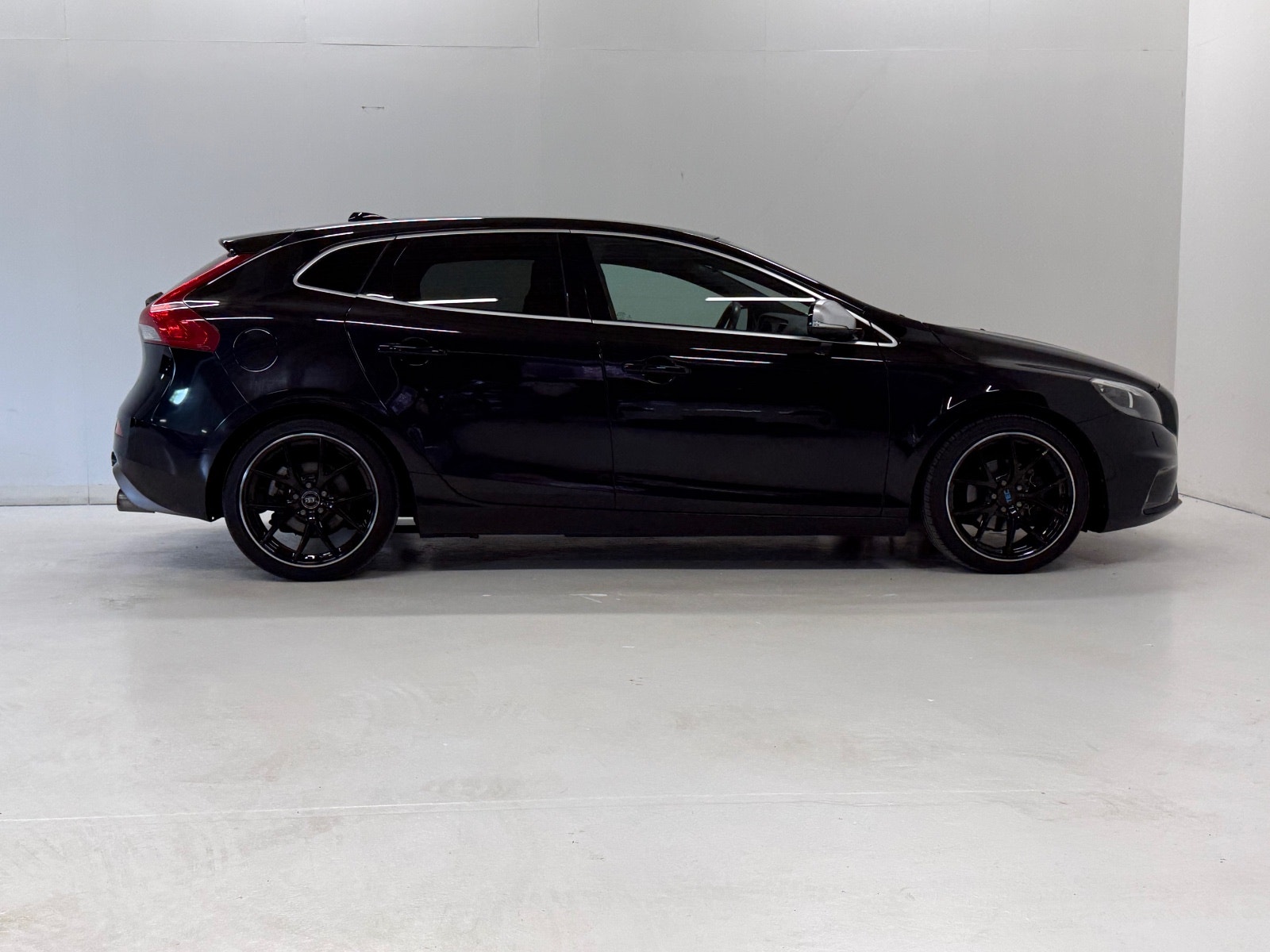 Volvo V40 D2 Manual, 115hp, 2014