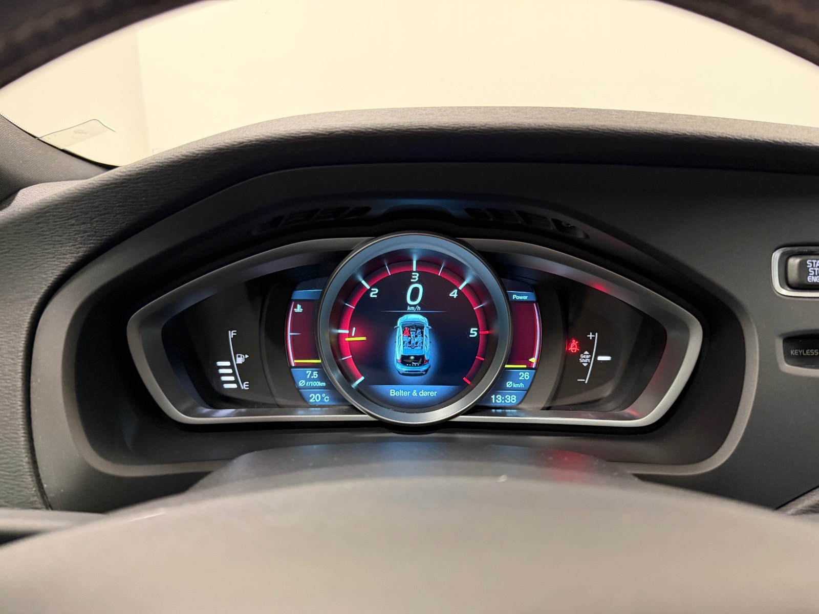 Volvo V40 D2 Manual, 115hp, 2014