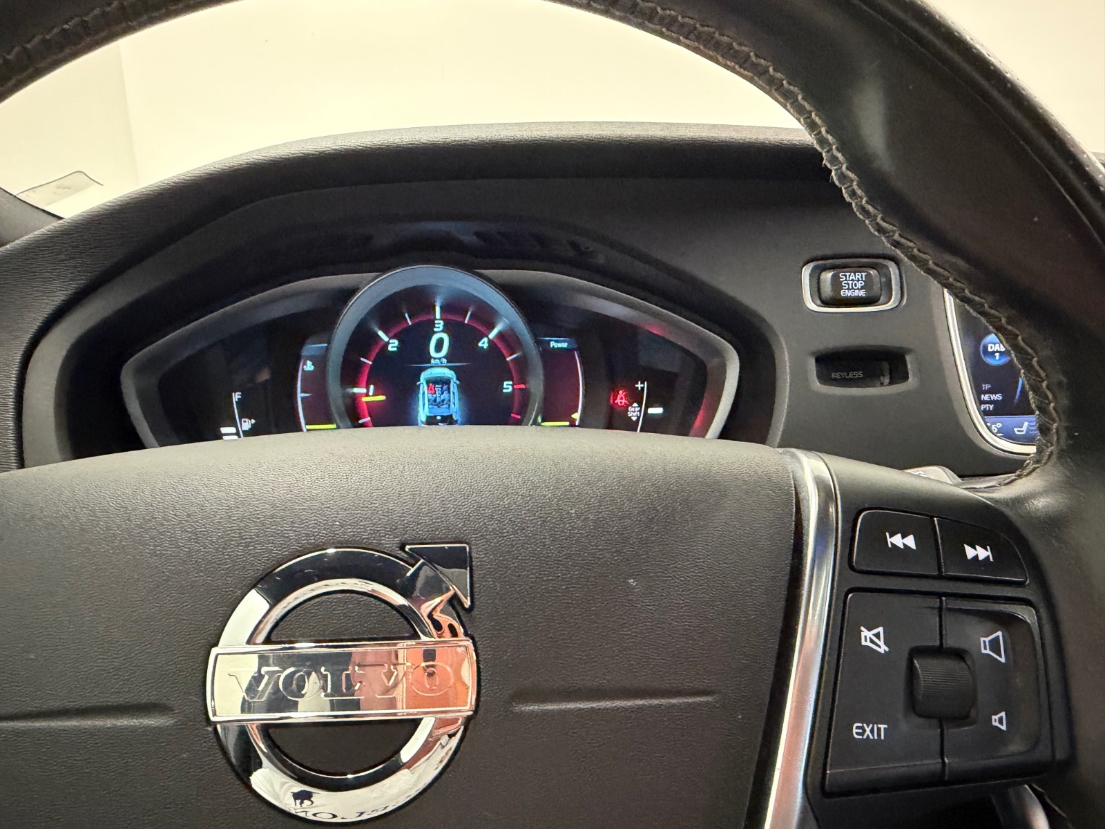 Volvo V40 D2 Manual, 115hp, 2014