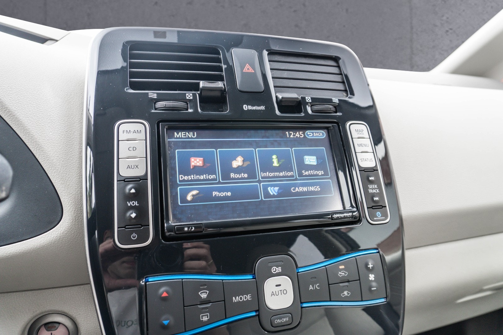 Nissan Leaf 24 kWh, 109hp, 2011