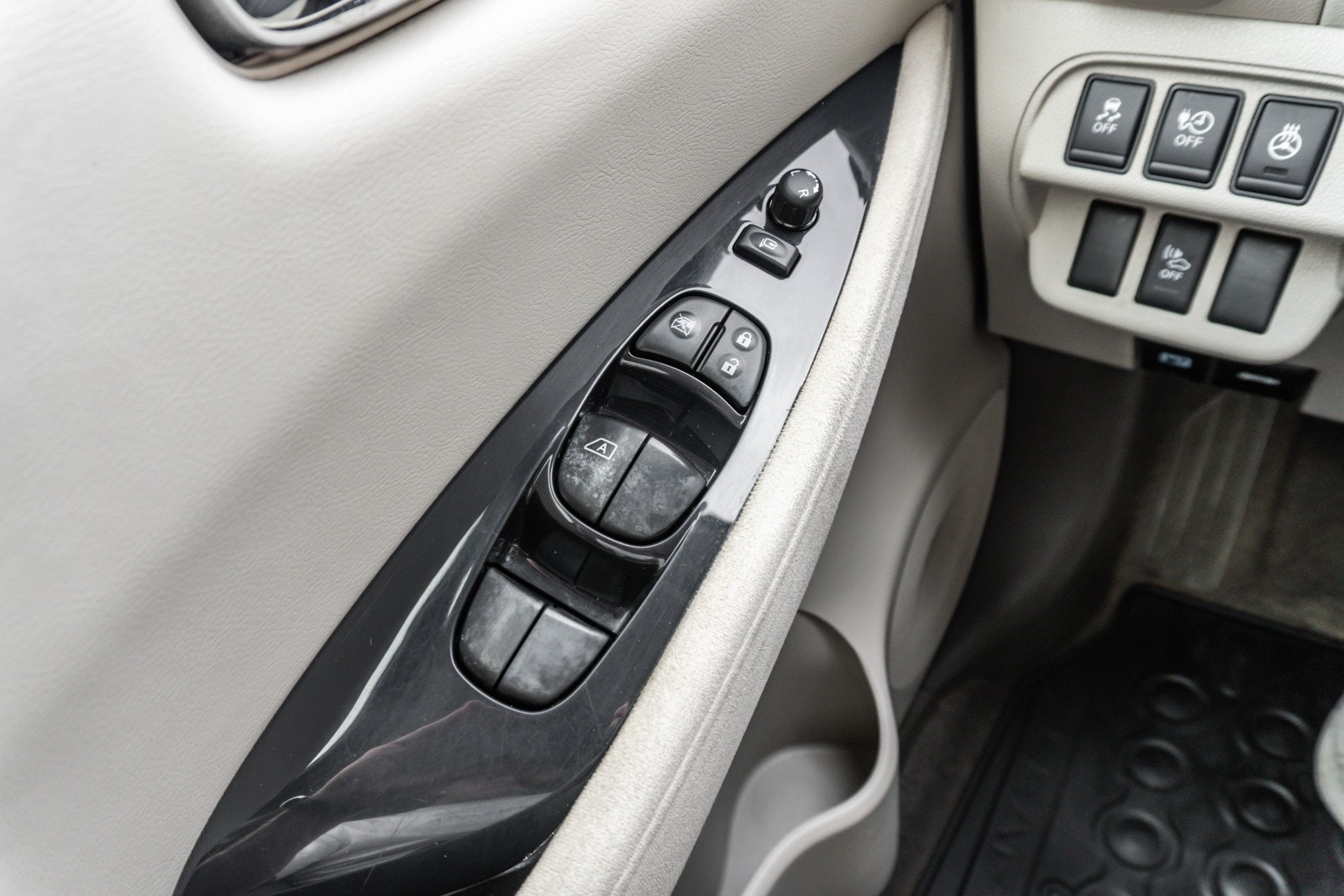 Nissan Leaf 24 kWh, 109hp, 2011