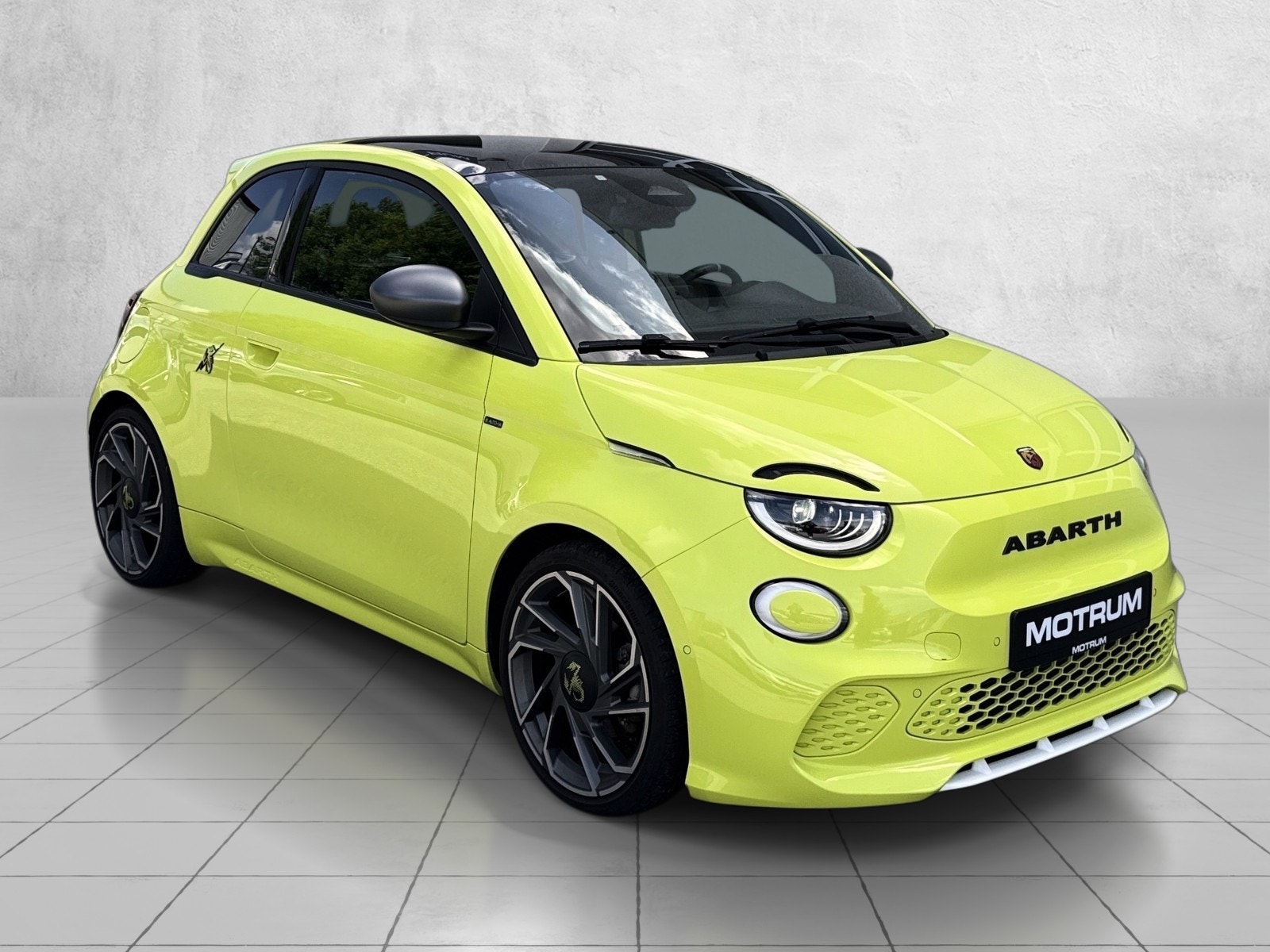 Abarth 500e, 155ps, 2024