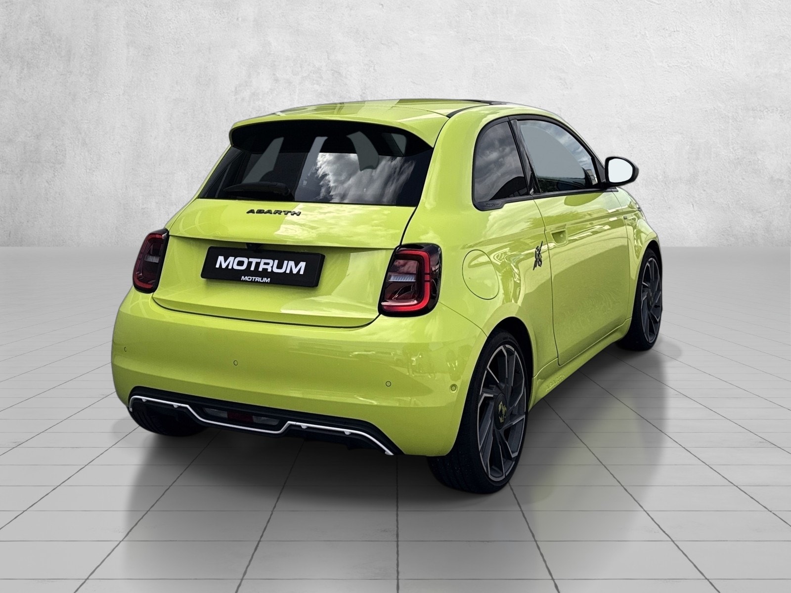 Abarth 500e, 155ps, 2024