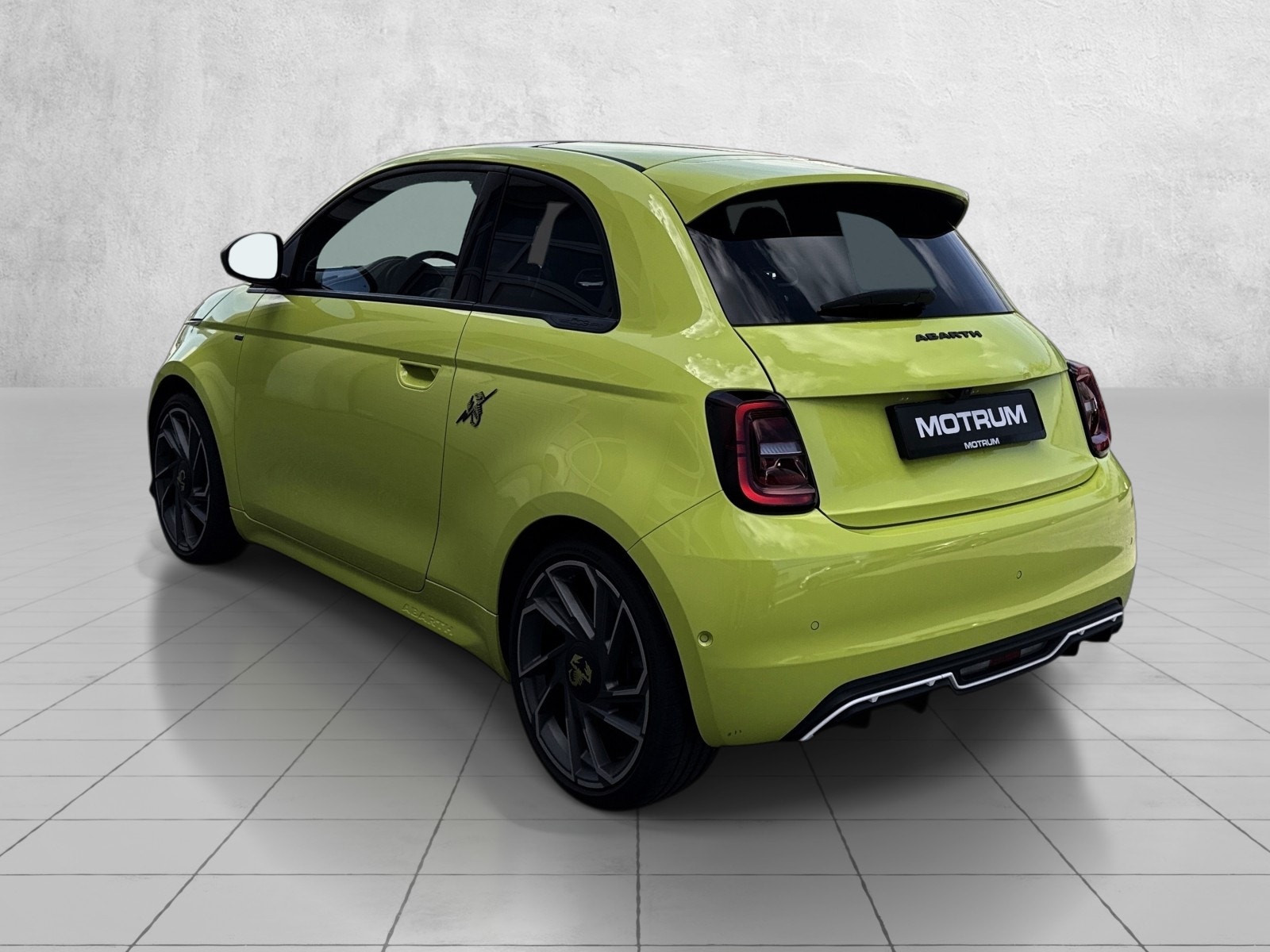 Abarth 500e, 155ps, 2024