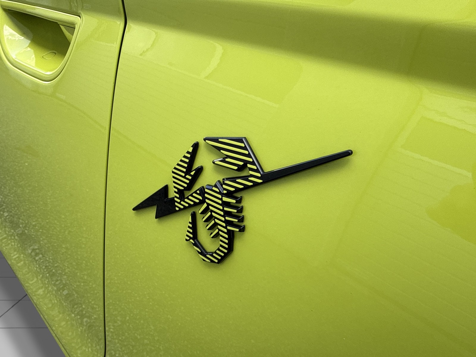 Abarth 500e, 155ps, 2024