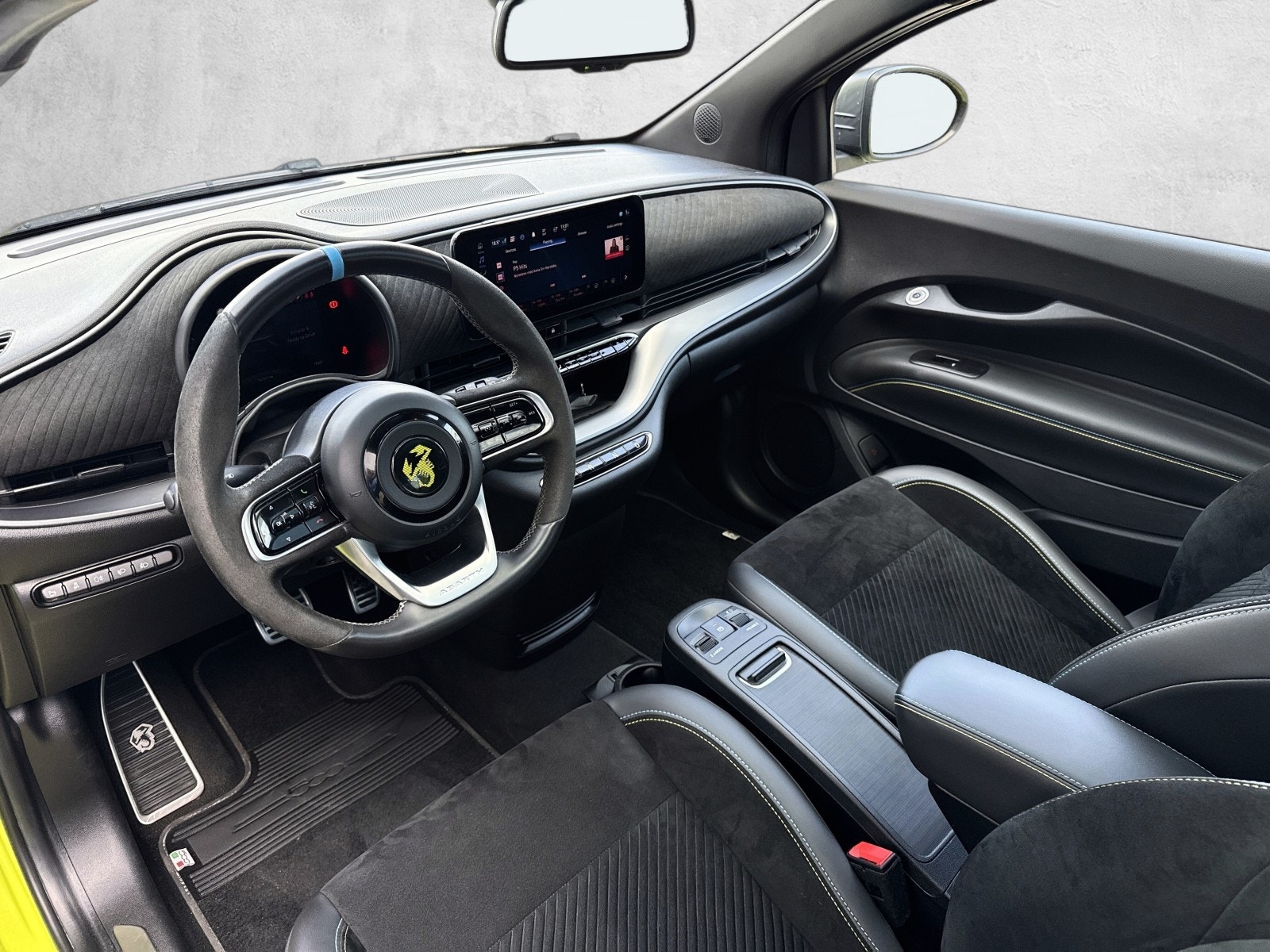 Abarth 500e, 155ps, 2024